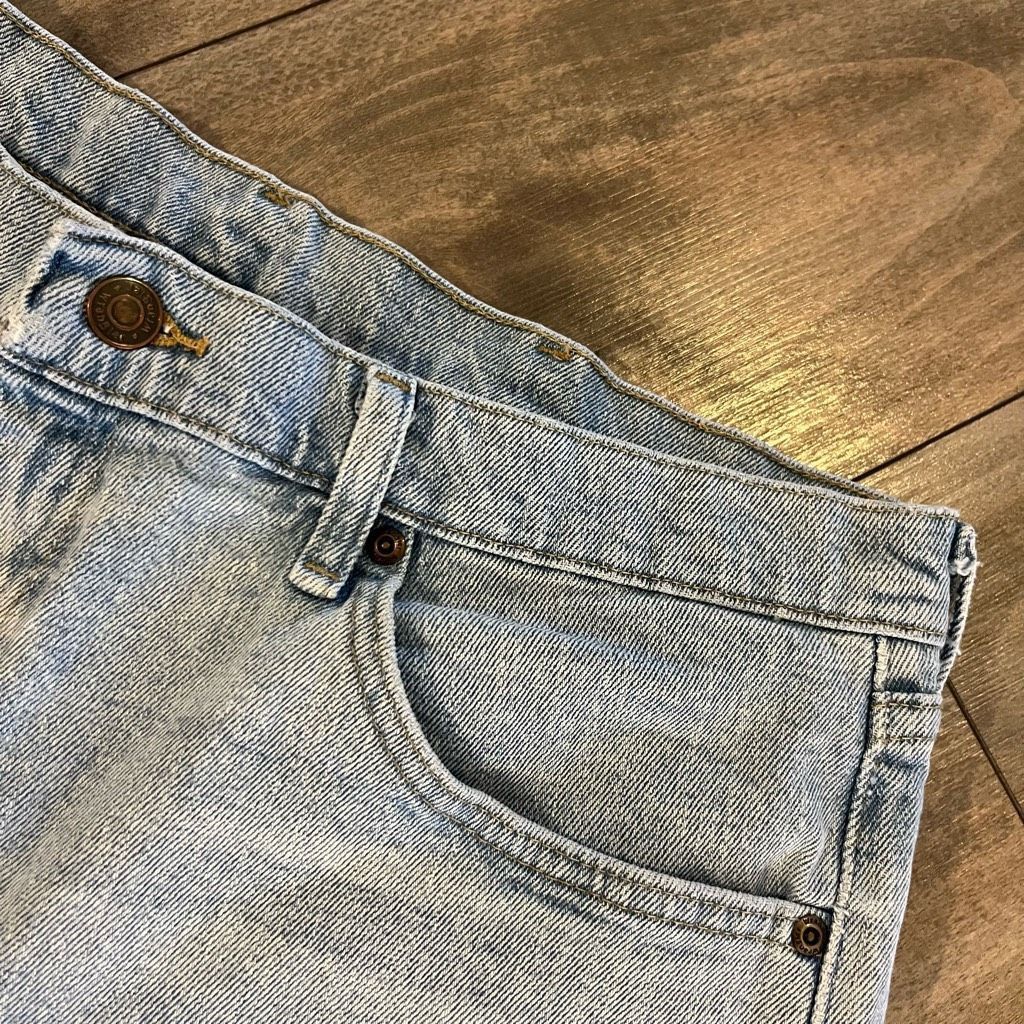 Wrangler Wrangler Medium Light Wash Y2K Denim Cargo Shorts Men 36 Size US 36 / EU 52 - 2 Thumbnail