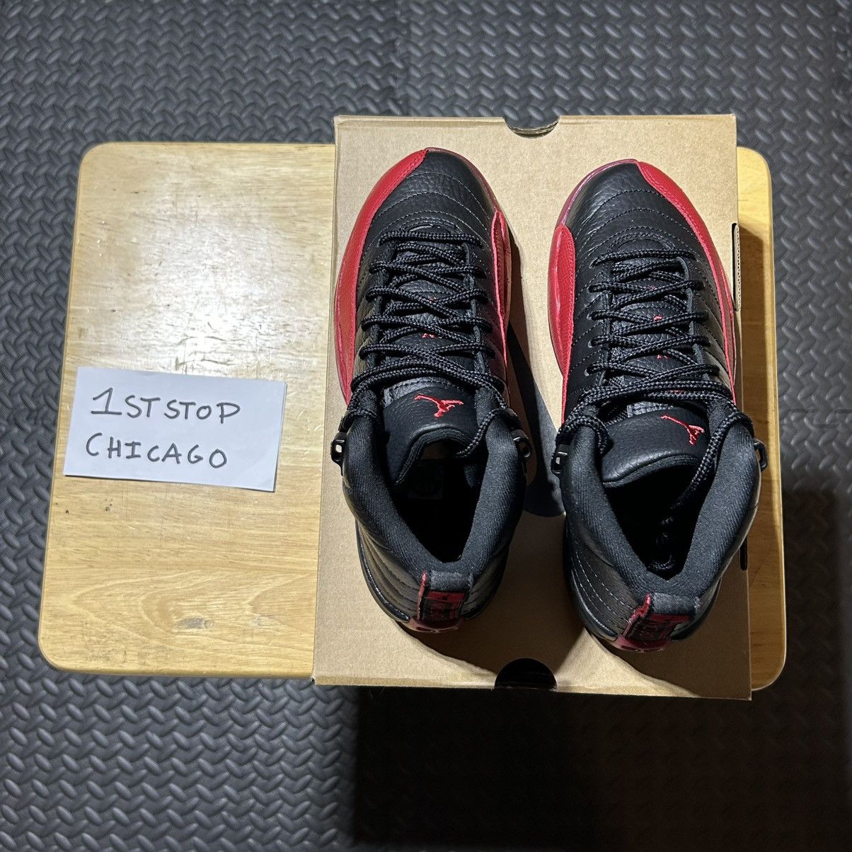 Jordan Brand Nike Air Jordan 12 Retro Flu Game 2025 GS 153265-002 4.5Y Size US 6 / IT 36 - 5 Thumbnail