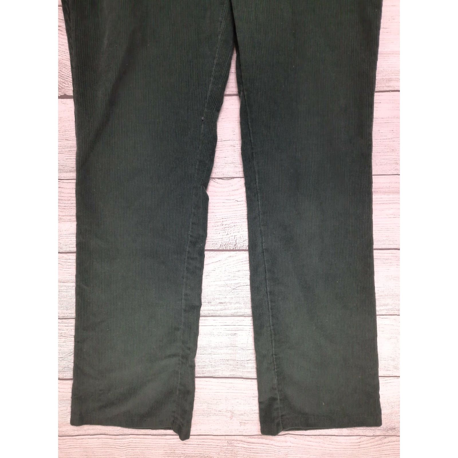 JCPenney VINTAGE JC Penny Corduroy Bootcut Flare Pants USA Women's 28x28 Green 1970s 70s Disco Jeans Women’s Fit Size 28" / US 6 / IT 42 - 5 Thumbnail