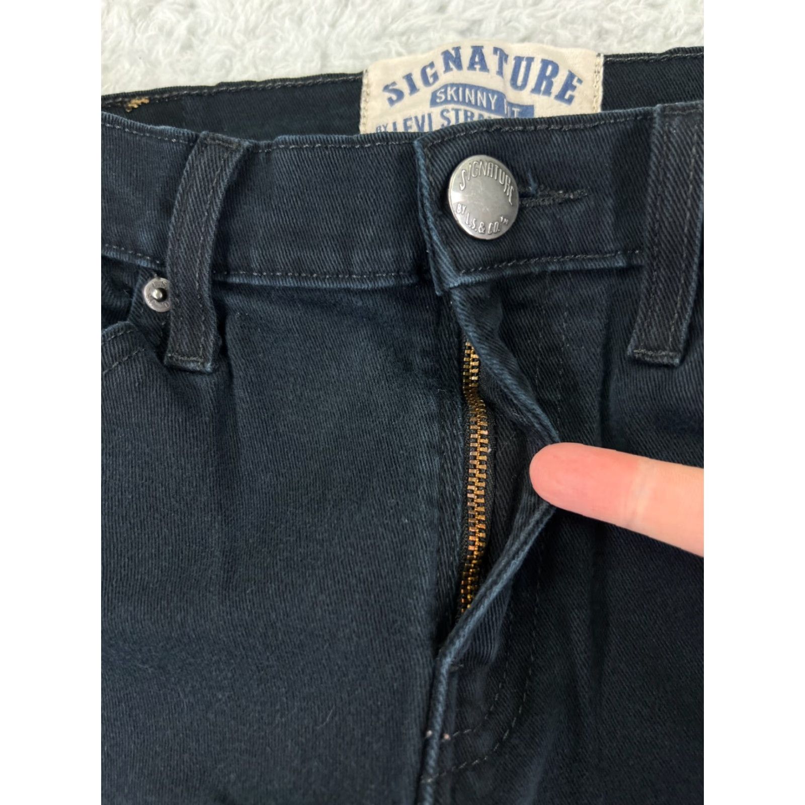 Levi's Levi's Jeans Womens 30 Black Denim Skinny Fit Low Rise Cotton Blend 28x29 Size 30" / US 8 / IT 44 - 5 Thumbnail