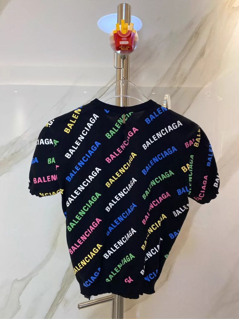 Balenciaga Balenciaga Color logo full-print short-sleeve slim sweater Size S / US 4 / IT 40 - 2 Thumbnail