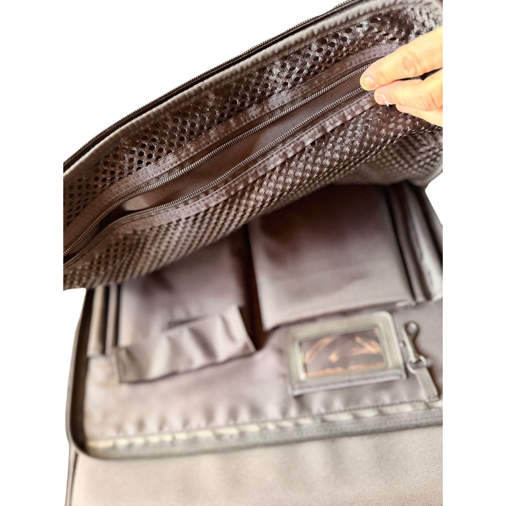 Other Tenba Black Nylon Camera/Laptop Carrying Case With Compartme Size ONE SIZE - 4 Thumbnail