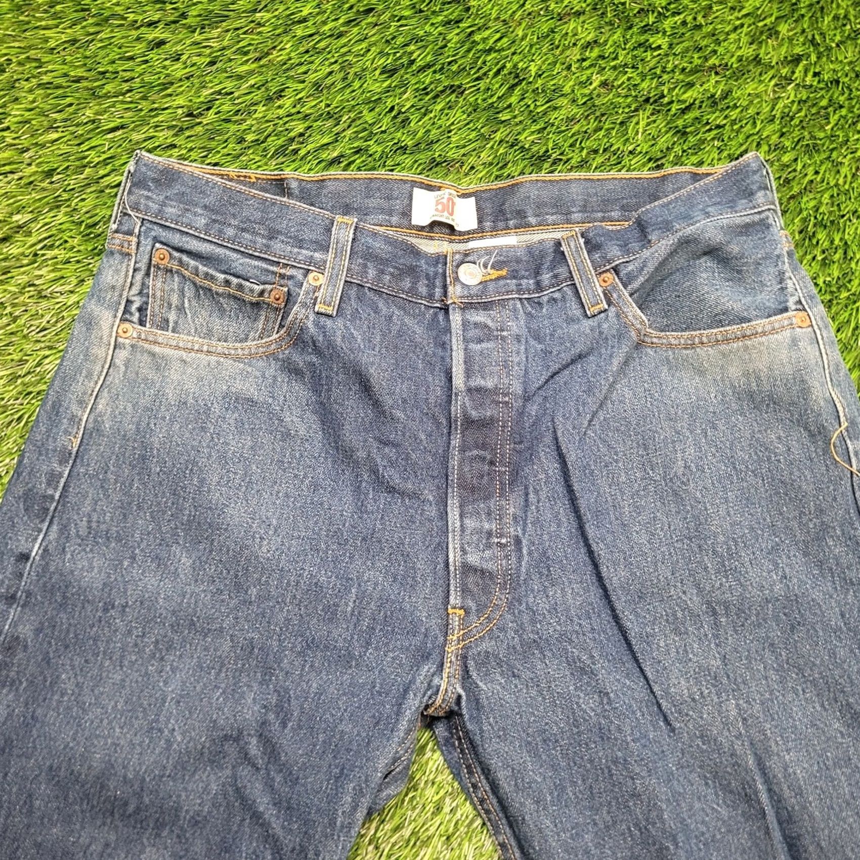 Levi's Levis 501 XX Red Tab Straight Leg Jeans Mens 36 Inseam 28 Vintage Y2K 90s Regular Rise Denim Jeans Size US 36 / EU 52 - 2 Thumbnail