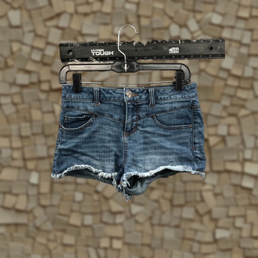 Vintage Mudd Juniors Size 7 Mid Rise Cut-Off Shorts Blue Denim Size 28" / US 6 / IT 42 - 1 Thumbnail