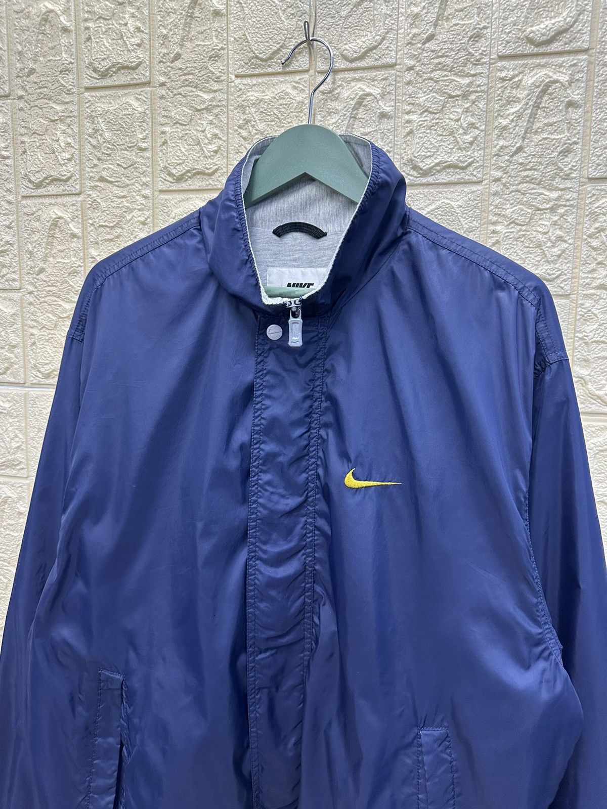 Nike × Vintage Vintage 90s Nike Swoosh Nylon Jacket MJ04 Size US M / EU 48-50 / 2 - 2 Thumbnail