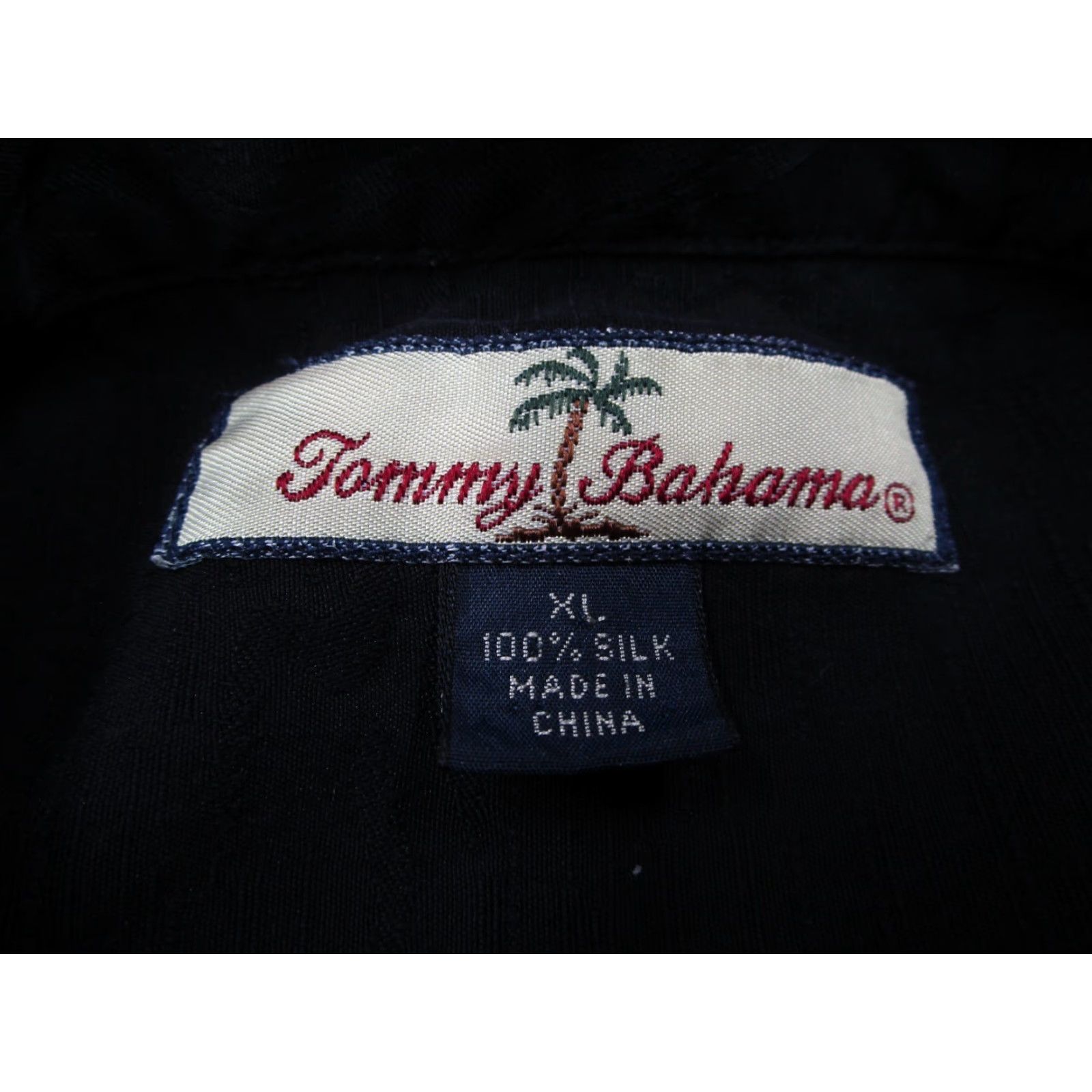 Tommy Bahama Vintage Tommy Bahama Shirt Mens XL Black Silk Button Up Chairman of Board Big Daddy Size US XL / EU 56 / 4 - 3 Thumbnail