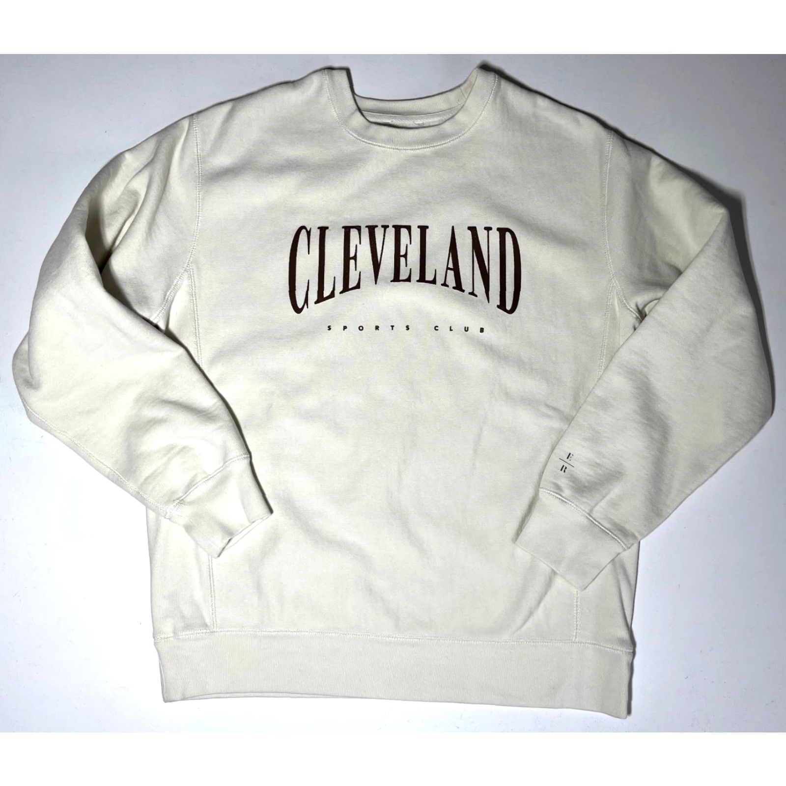 Vintage Emily Roggenburk Women's Sweatshirt Crew Neck Pullover City "Cleveland Sports Club" Sz M Off-White Size M / US 6-8 / IT 42-44 - 3 Thumbnail
