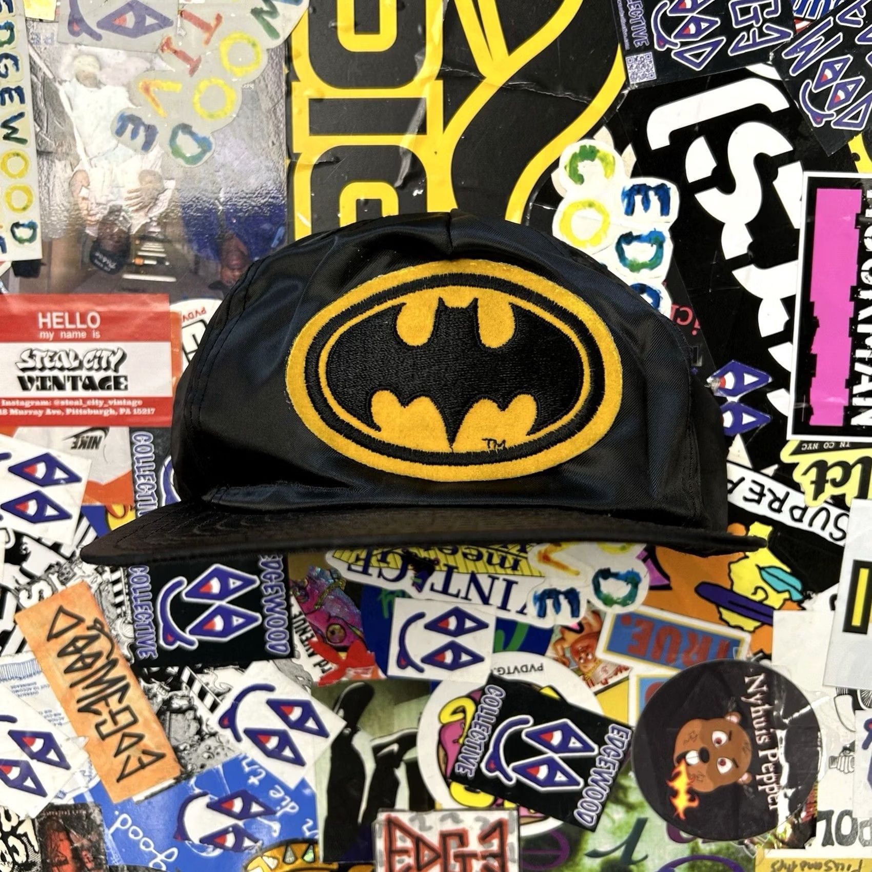 DC Comics VINTAGE Batman DC Comics SnapBack Hat Black One Size USA Mens 1964 Official Licensee Size ONE SIZE - 2 Thumbnail