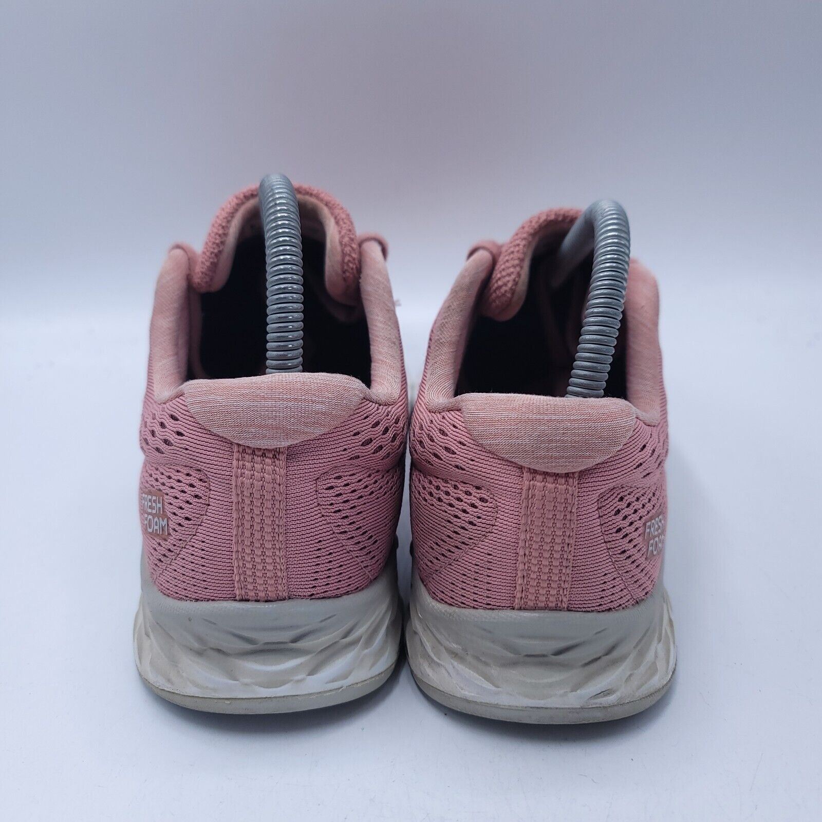 New Balance New Balance Fresh Foam Arishi Shoe Womens Size 9 WARISCD1 Size US 9 / IT 39 - 3 Thumbnail