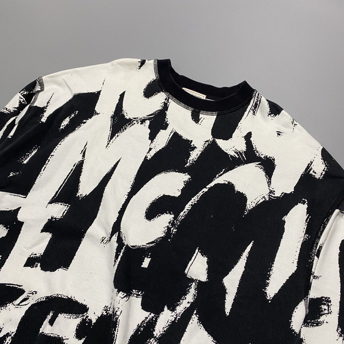 Alexander McQueen Graffiti Logo Print Sweatshirt Size US XXS / EU 40 - 2 Thumbnail