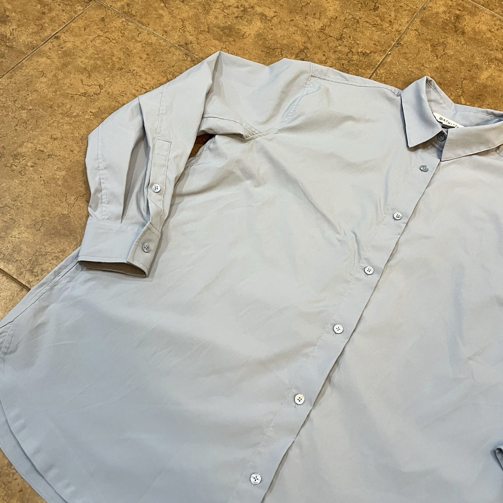 Athleta Athleta Button Up Top Women Size M Performance Poplin Shirt Oversized Blue Dress Shirt Casual Workwear Size M / US 6-8 / IT 42-44 - 2 Thumbnail