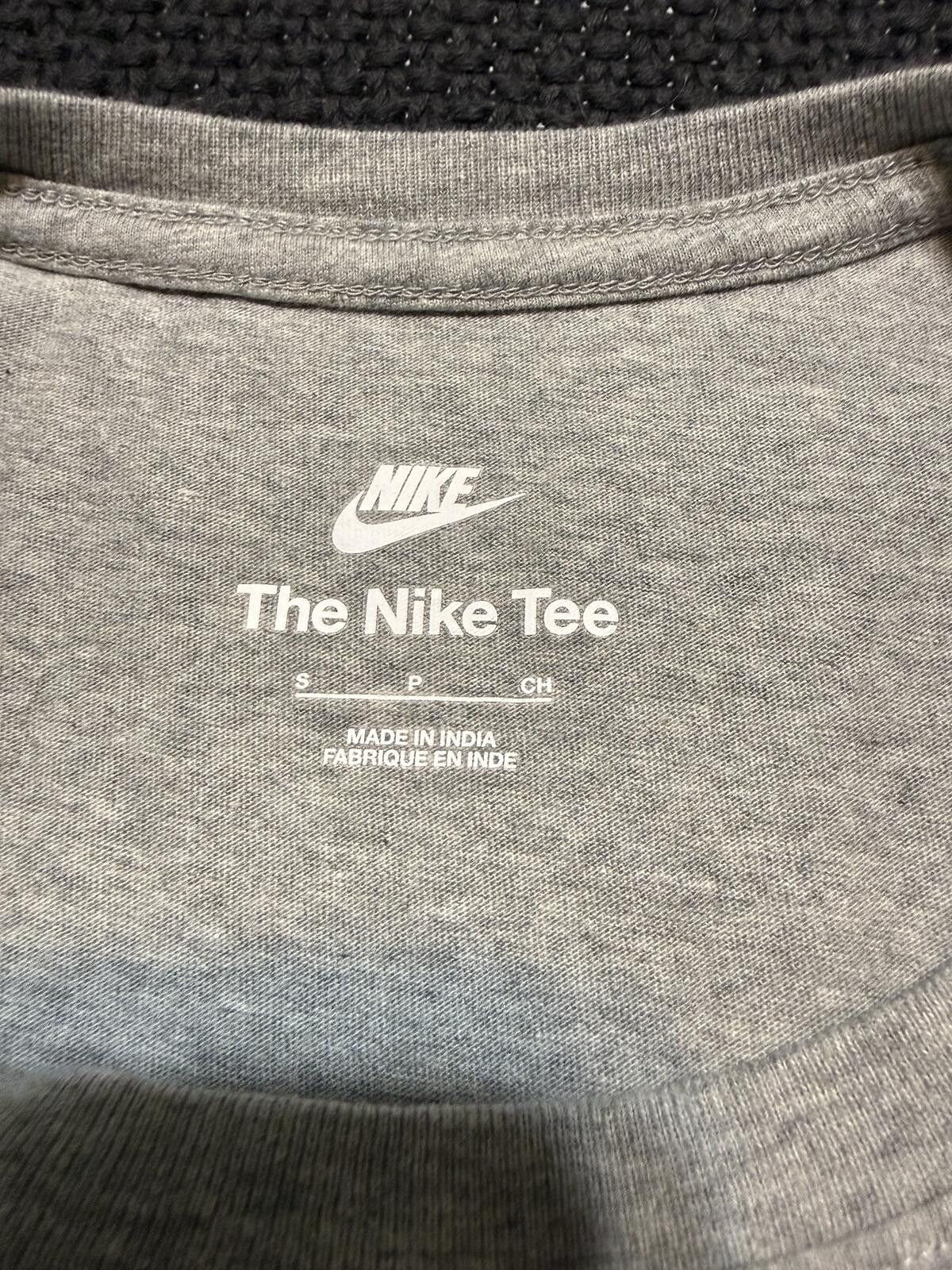 Nike Nike The Nike Tee Grey Short Sleeve T-Shirt Small Size US S / EU 44-46 / 1 - 2 Thumbnail