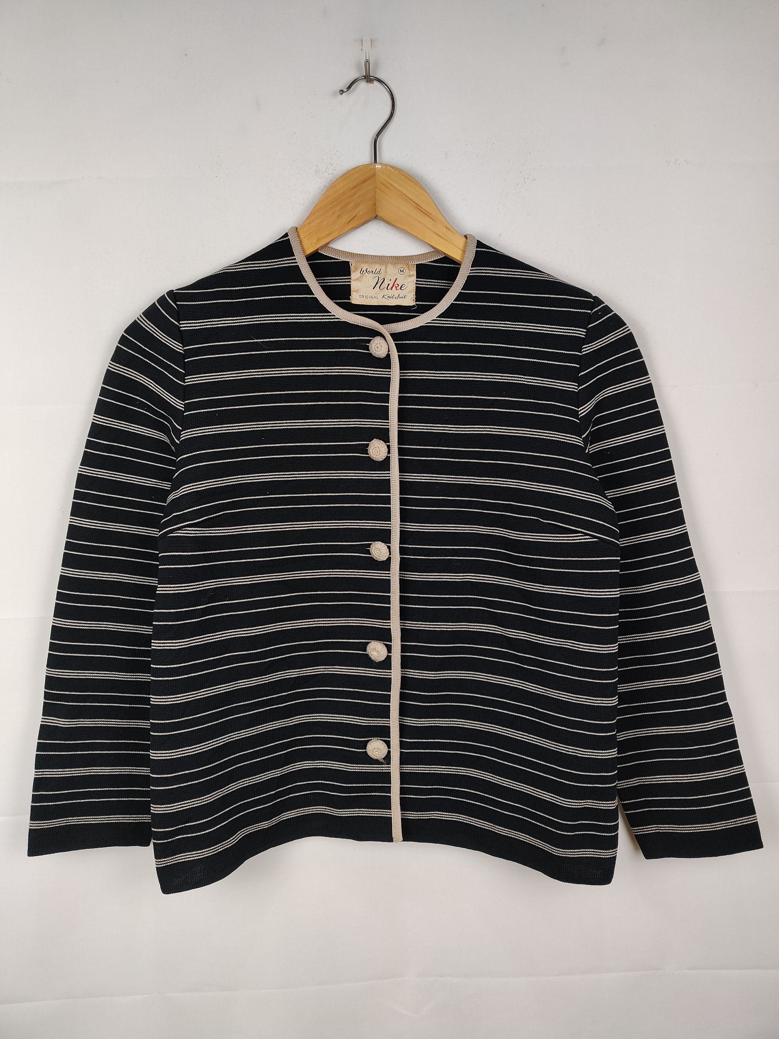 Nike Vintage Nike Knit Suit Stripe Cardigan Size M / US 6-8 / IT 42-44 - 1 Thumbnail