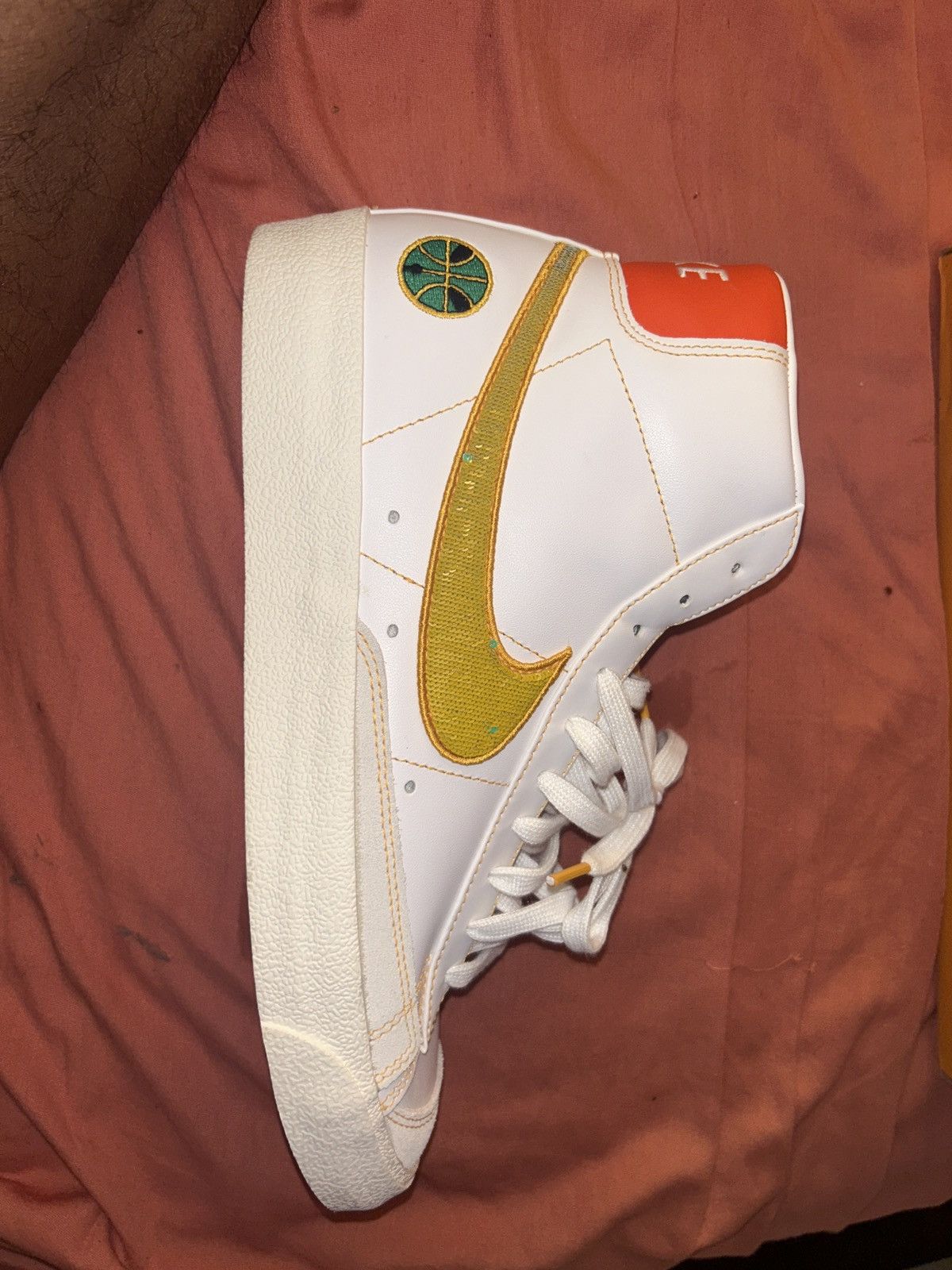 Nike Nike Blazer Mid 77’ Vintage Roswell Rayguns Size US 9.5 / EU 42-43 - 2 Thumbnail