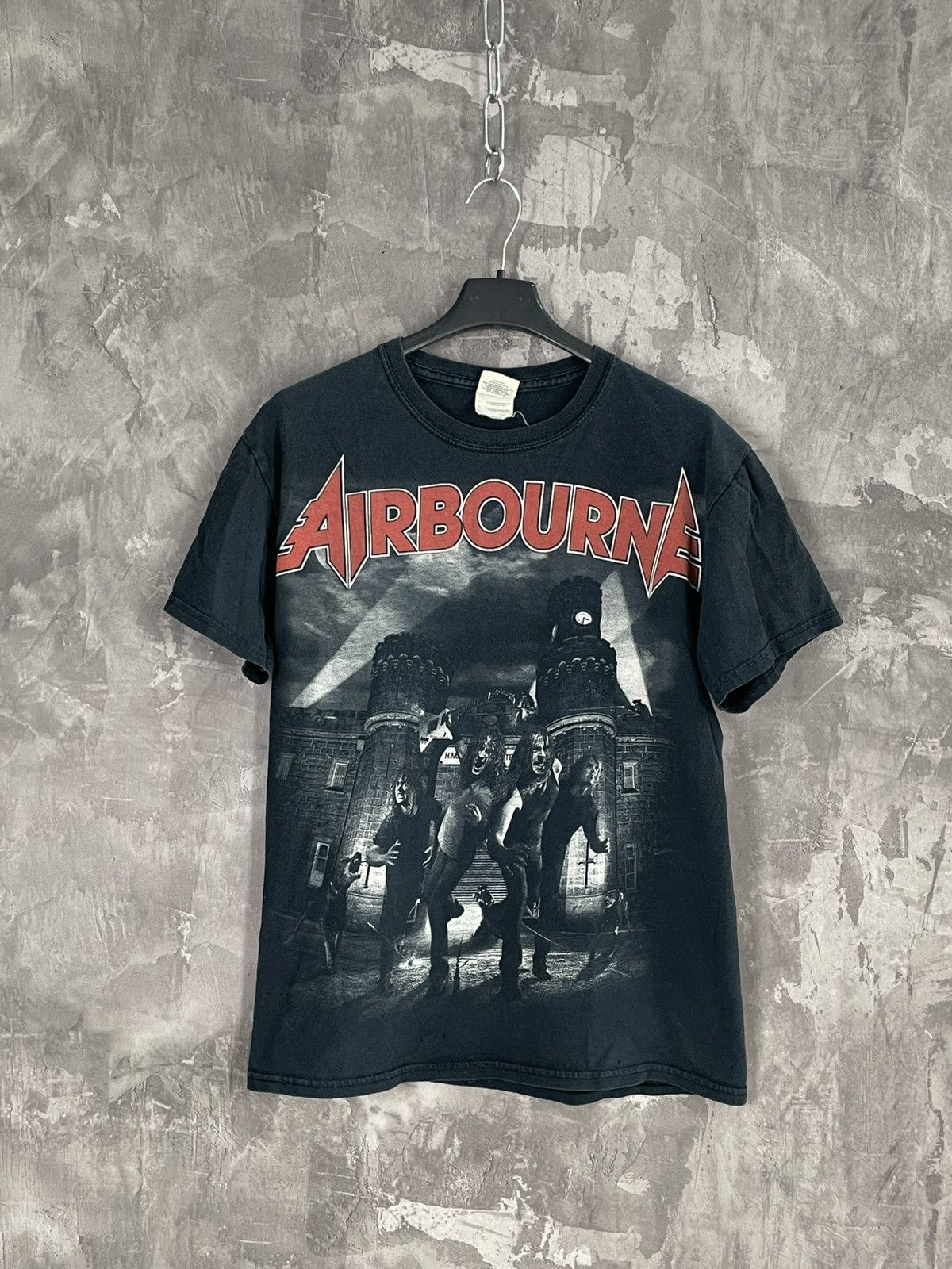 Band Tees Tshirt Vintage Airbourne Runnin Wild Europe Tour 00s Size US S / EU 44-46 / 1 - 1 Thumbnail