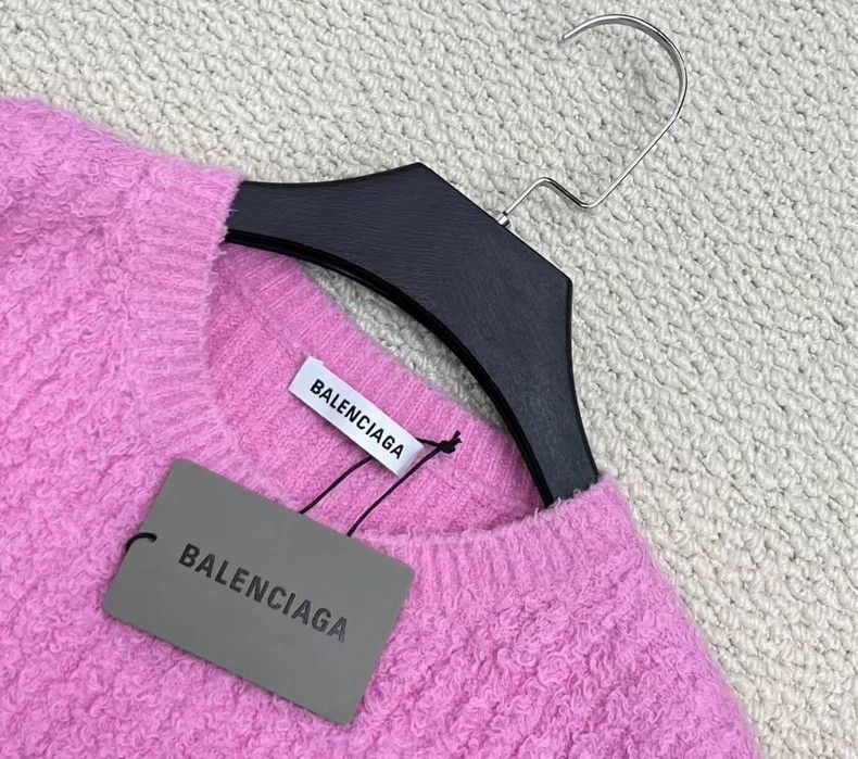 Balenciaga Balenciaga Cherry Blossom Pink Cursive Embroidered Letter Size S / US 4 / IT 40 - 2 Thumbnail