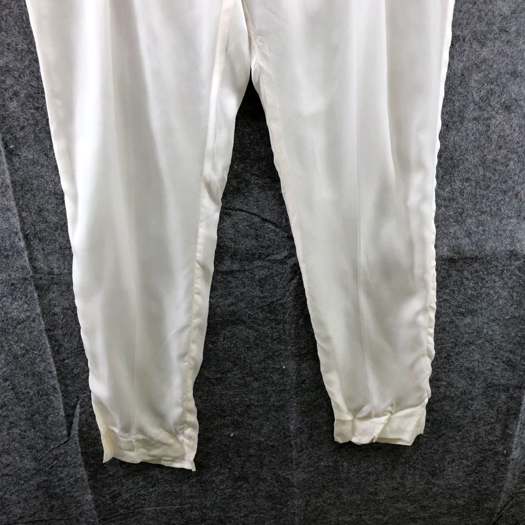 Vintage VINTAGE Armani Satin Dress Pants Womens 27 Ivory Business Formal Tapered Leg Mid Rise Size 27" / US 4 / IT 40 - 4 Thumbnail