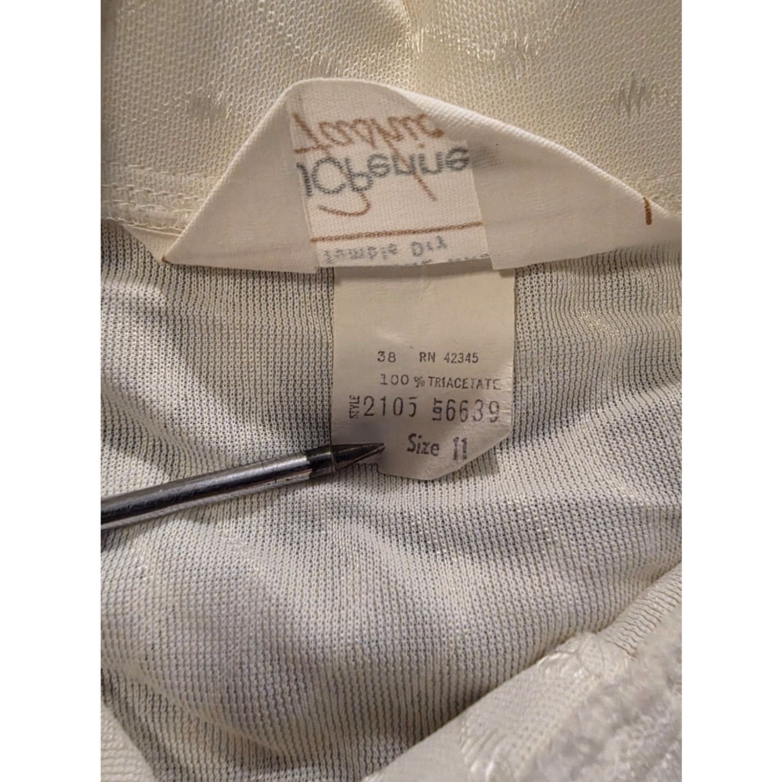 JCPenney VINTAGE JC Penney Fashions Women's Shirt Sheer Long Sleeve Button Up Size 11 Ivory 1970s Secretary/Geek Mens/ Womens Size S / US 4 / IT 40 - 5 Thumbnail