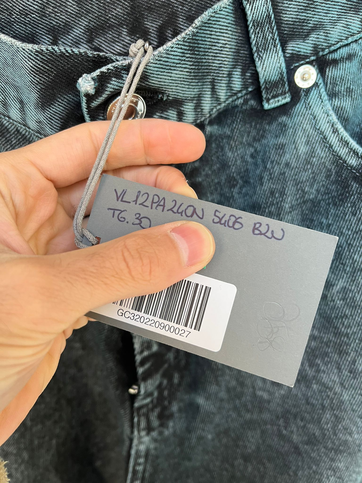 Vetements Barcode Logo Denim in Indigo Size US 30 / EU 46 - 7 Thumbnail