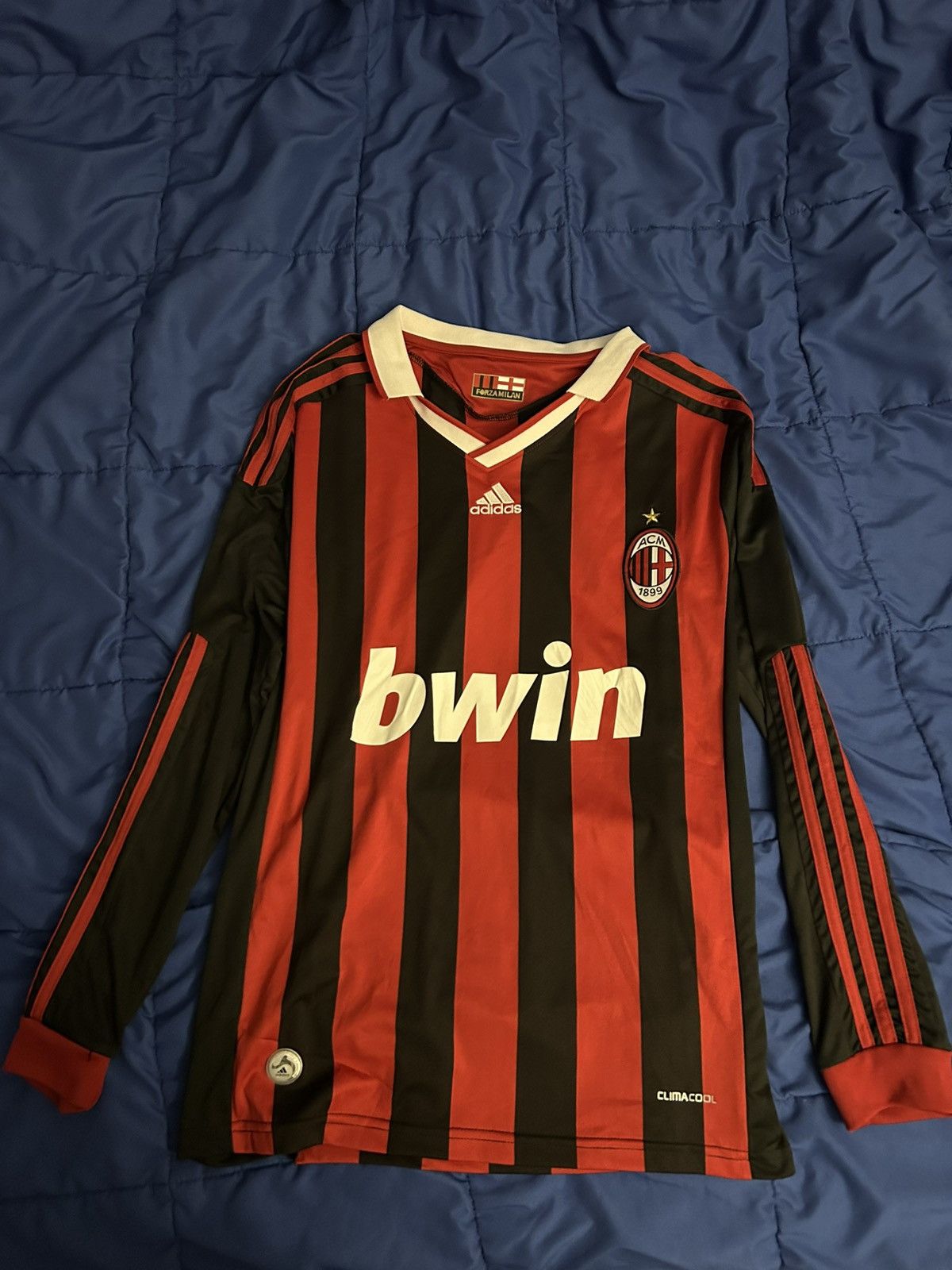 Vintage AC Milan Adidas 09/10 Home Y2k Shirt Soccer Jersey Small Size US S / EU 44-46 / 1 - 1 Thumbnail