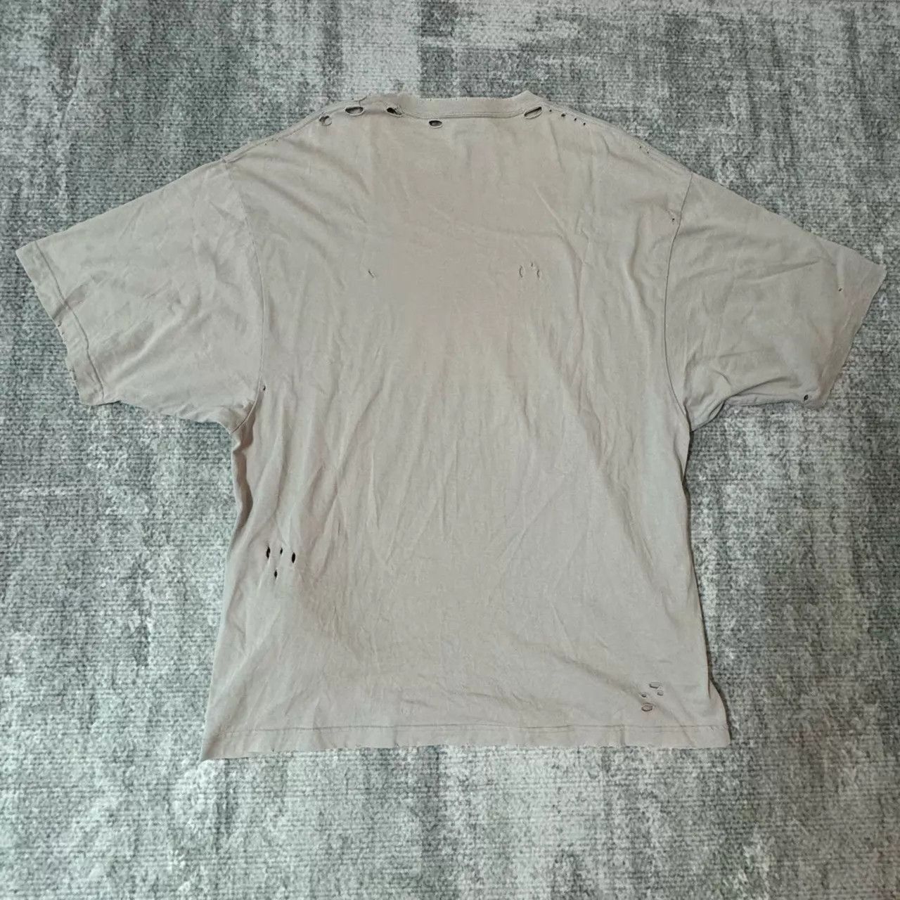 Balenciaga Balenciaga Gray Blurred Mosaic Logo Short Sleeve M Like New Size US M / EU 48-50 / 2 - 2 Thumbnail