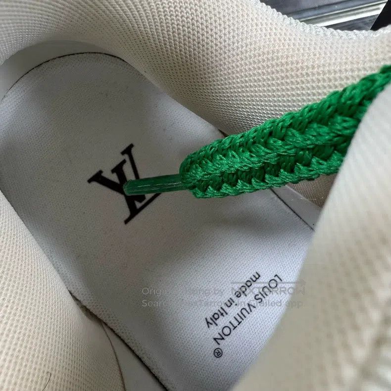 Louis Vuitton Louis Vuitton TRAINER Maxi China Limited No.171 White and Size US 8 / EU 41 - 8 Thumbnail