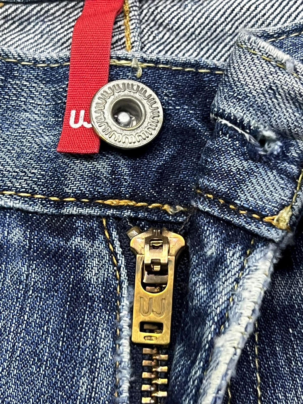 Uniqlo Vintage Uniqlo UJ - Faded Wash, Distressed Denim Size US 31 - 11 Thumbnail