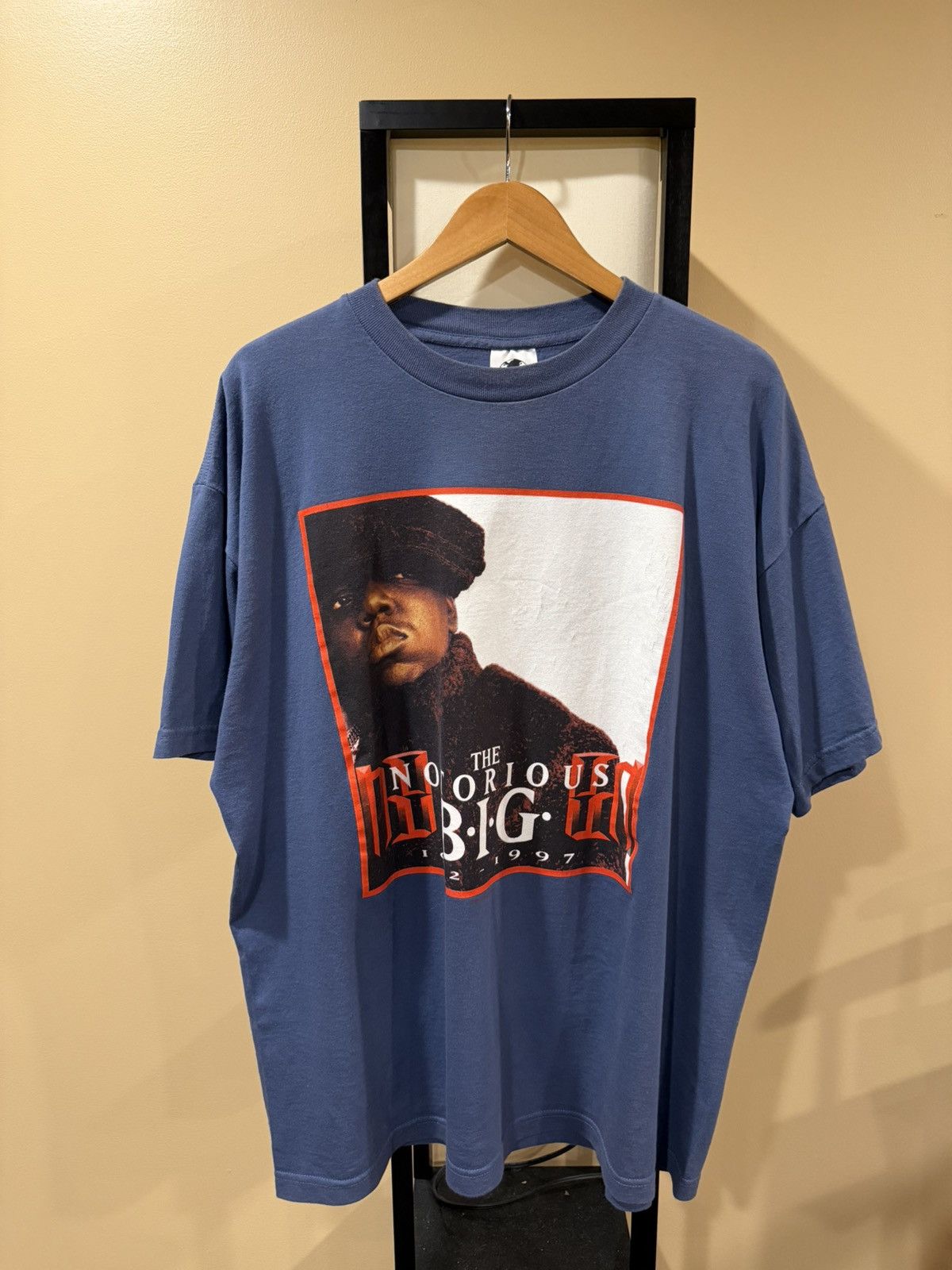 Vintage Vintage The Notorious BIG Biggie Smalls 1997 Blue Rap Tee Size US XL / EU 56 / 4 - 1 Thumbnail
