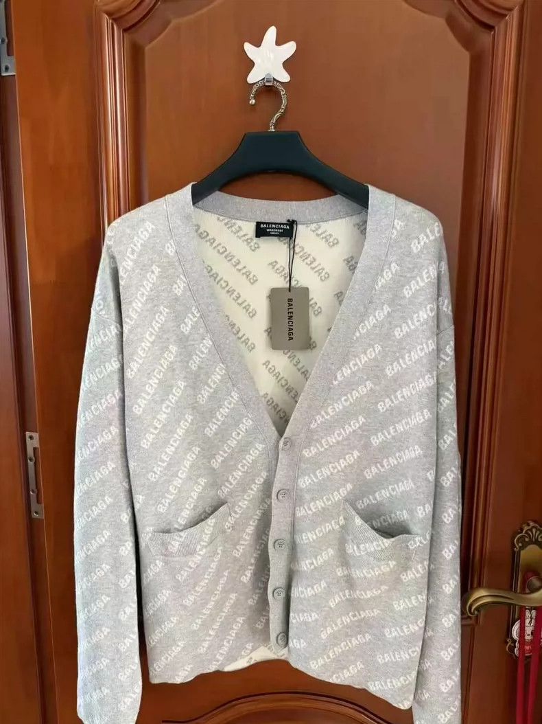 Balenciaga Balenciaga Logo Print Long Sleeve Sweater - dmc Size US M / EU 48-50 / 2 - 1 Thumbnail
