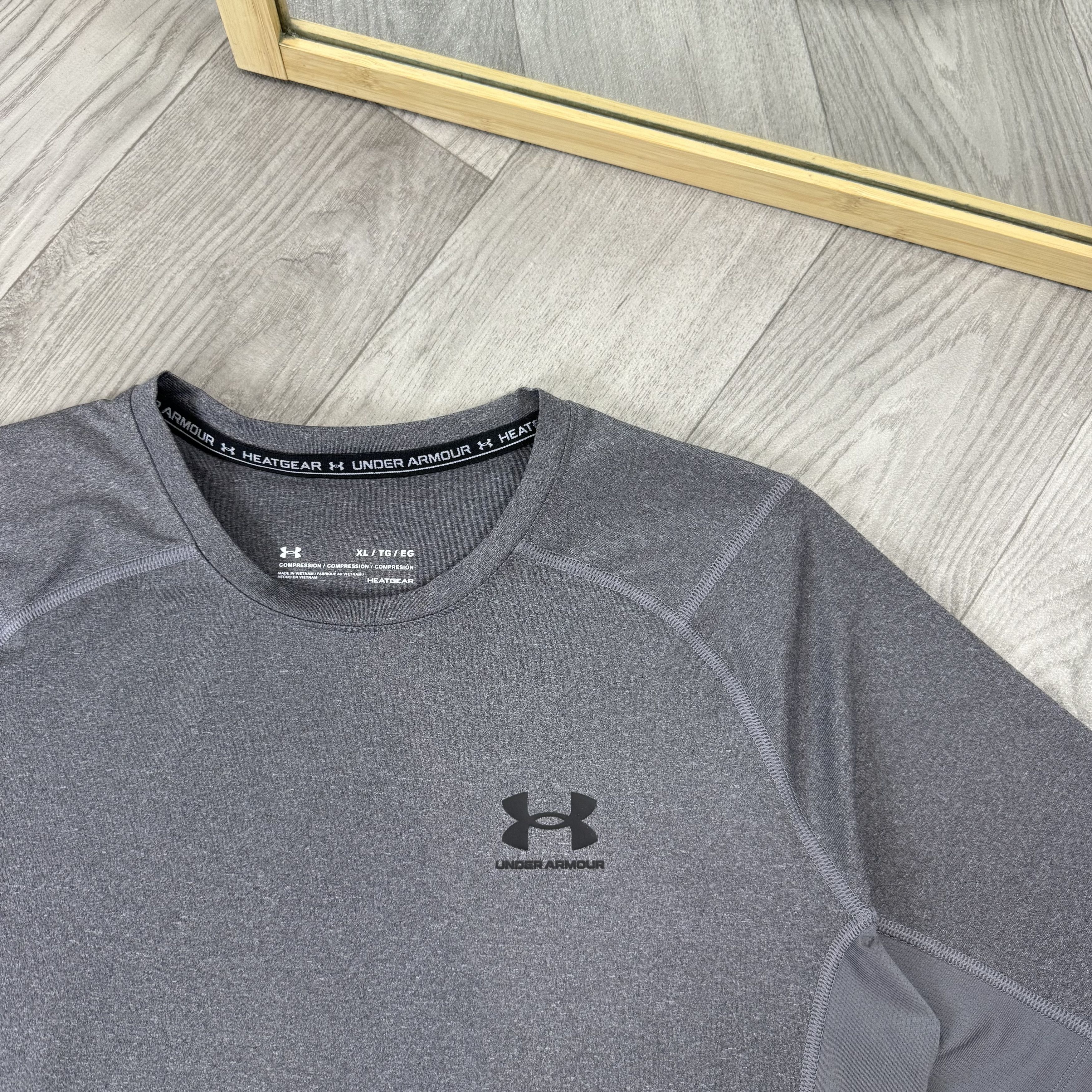 Under Armour Under Armour Grey Rashguard Grey Compression Sport Tee Shirt Size US XL / EU 56 / 4 - 7 Thumbnail