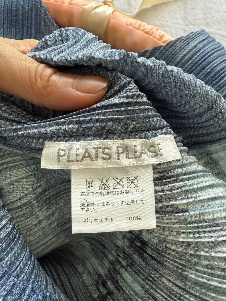 Issey Miyake Issey Miyake Blue denim short-sleeved shirt Size XL / US 12-14 / IT 48-50 - 4 Thumbnail