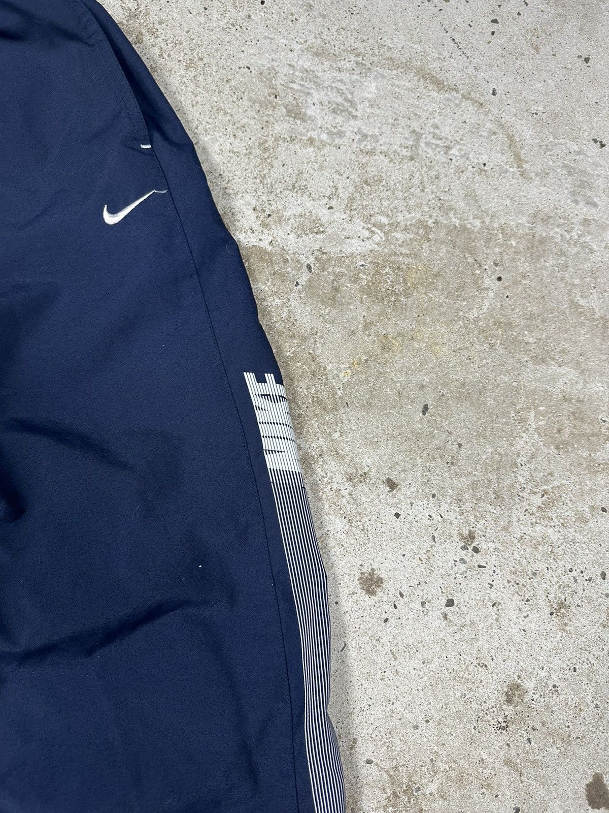 Nike Vintage Y2K Nike Navy Track Pants Swoosh Spellout Multi Logo Size US 30 / EU 46 - 6 Thumbnail