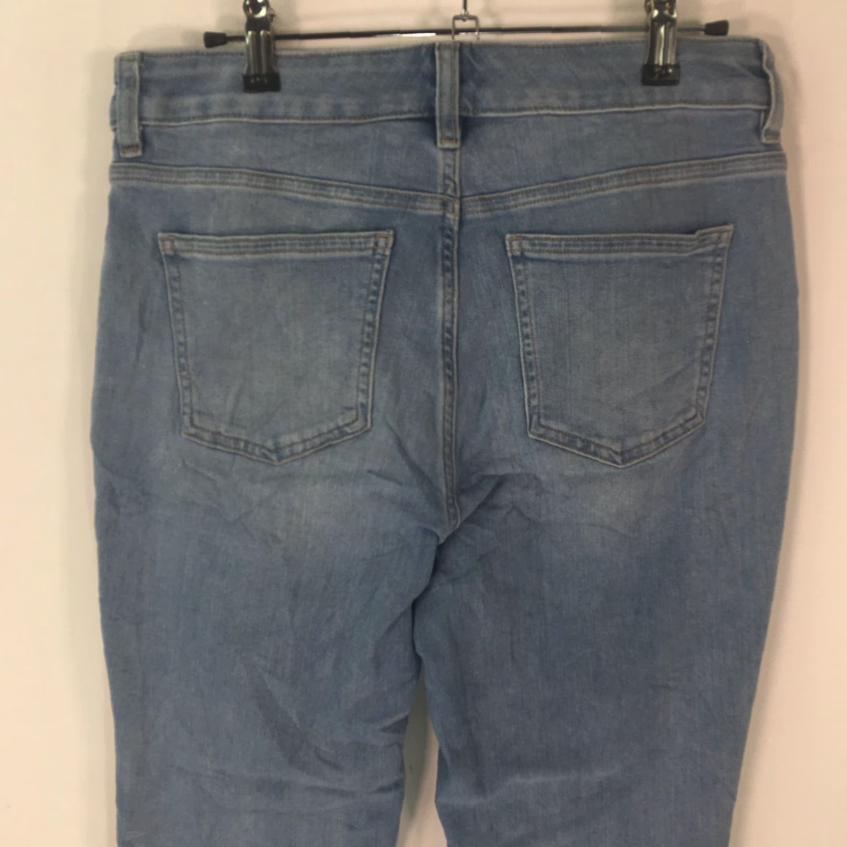 Chaps Chaps Jeans Womens Casual Regular Ankle Denim Blue Size 6 Slim Fit Stretch Mid Rise 21 Inseam 4 Pockets Blue Denim Straight Leg Casual Jeans Womens Size 28" / US 6 / IT 42 - 4 Thumbnail