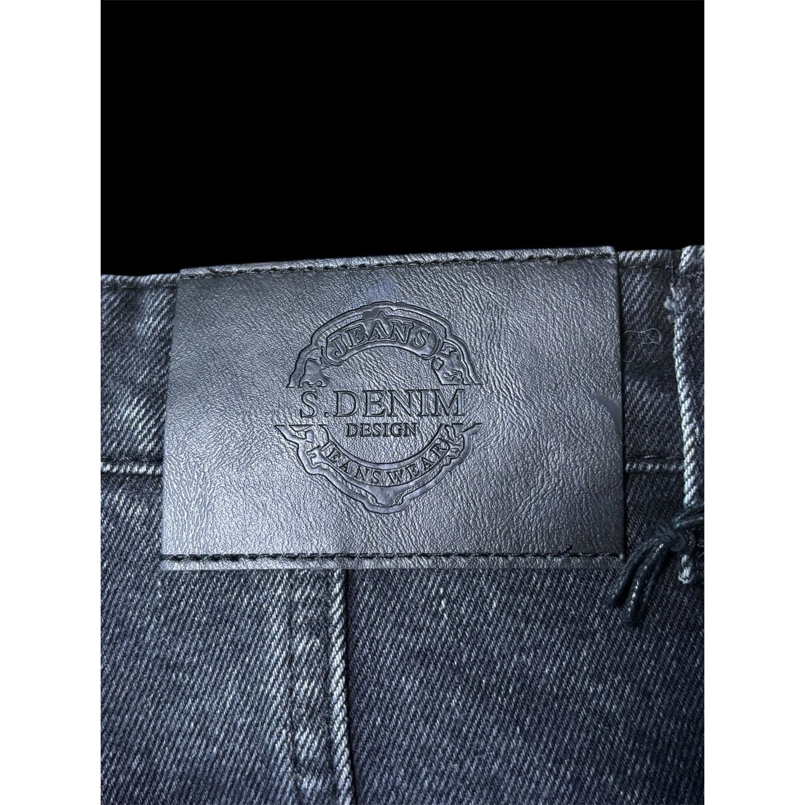 Denim & Co. S. Denim Classic Black Native American Patch Jeans Shorts Size US 32 / EU 48 - 5 Thumbnail