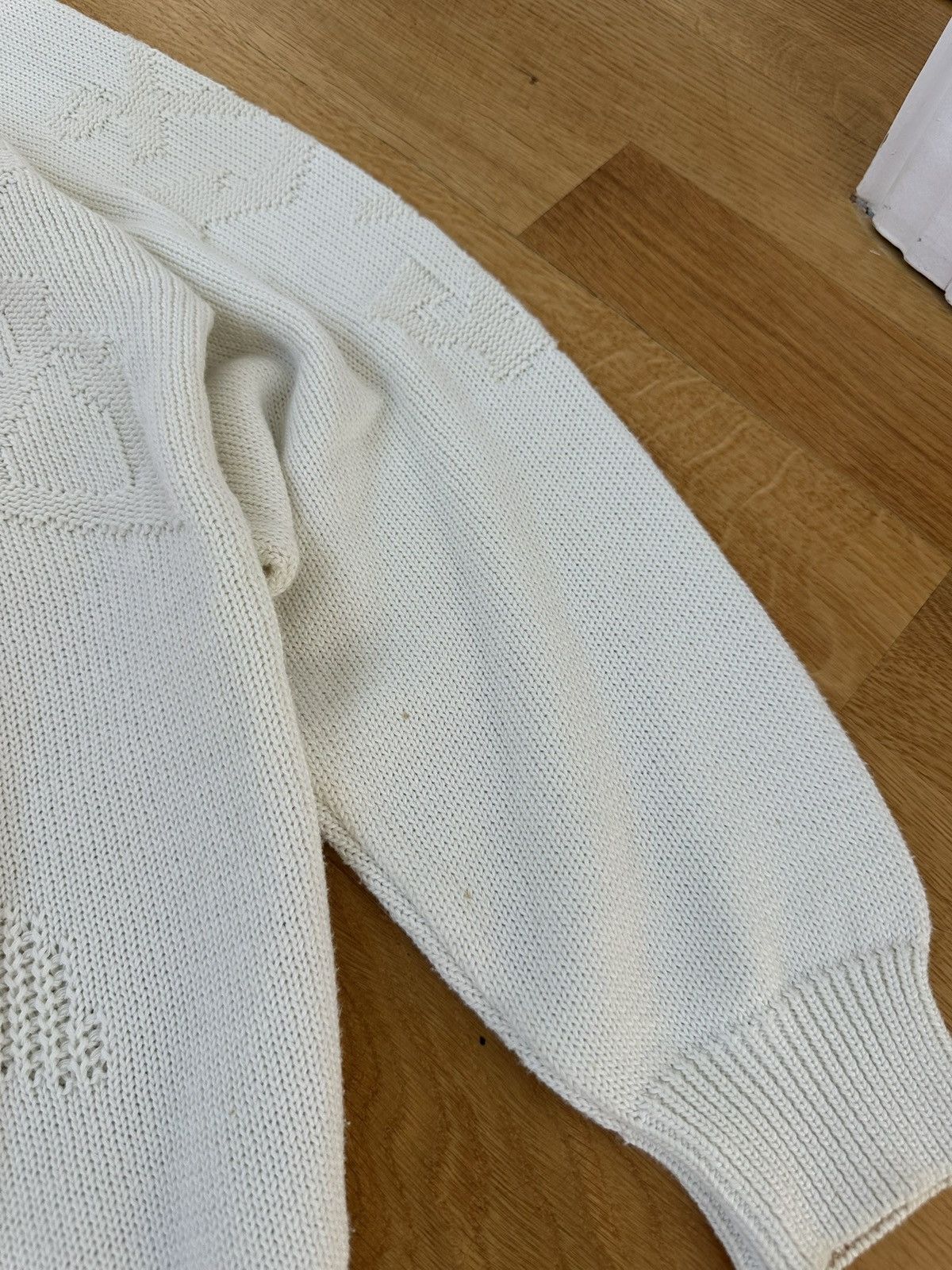 Hugo Boss 90’s West Germany Hugo Boss Knit Sweater Sea Accents Size US L / EU 52-54 / 3 - 12 Thumbnail