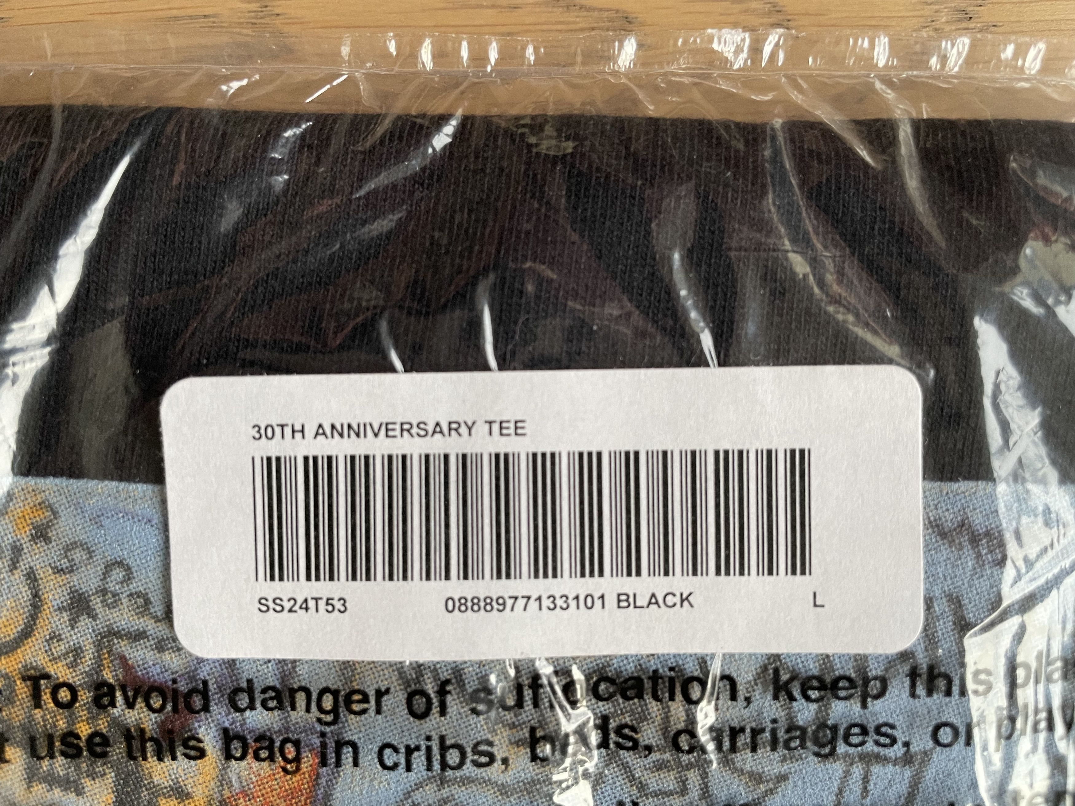Supreme 30th Anniversary First Tee Size US L / EU 52-54 / 3 - 3 Thumbnail