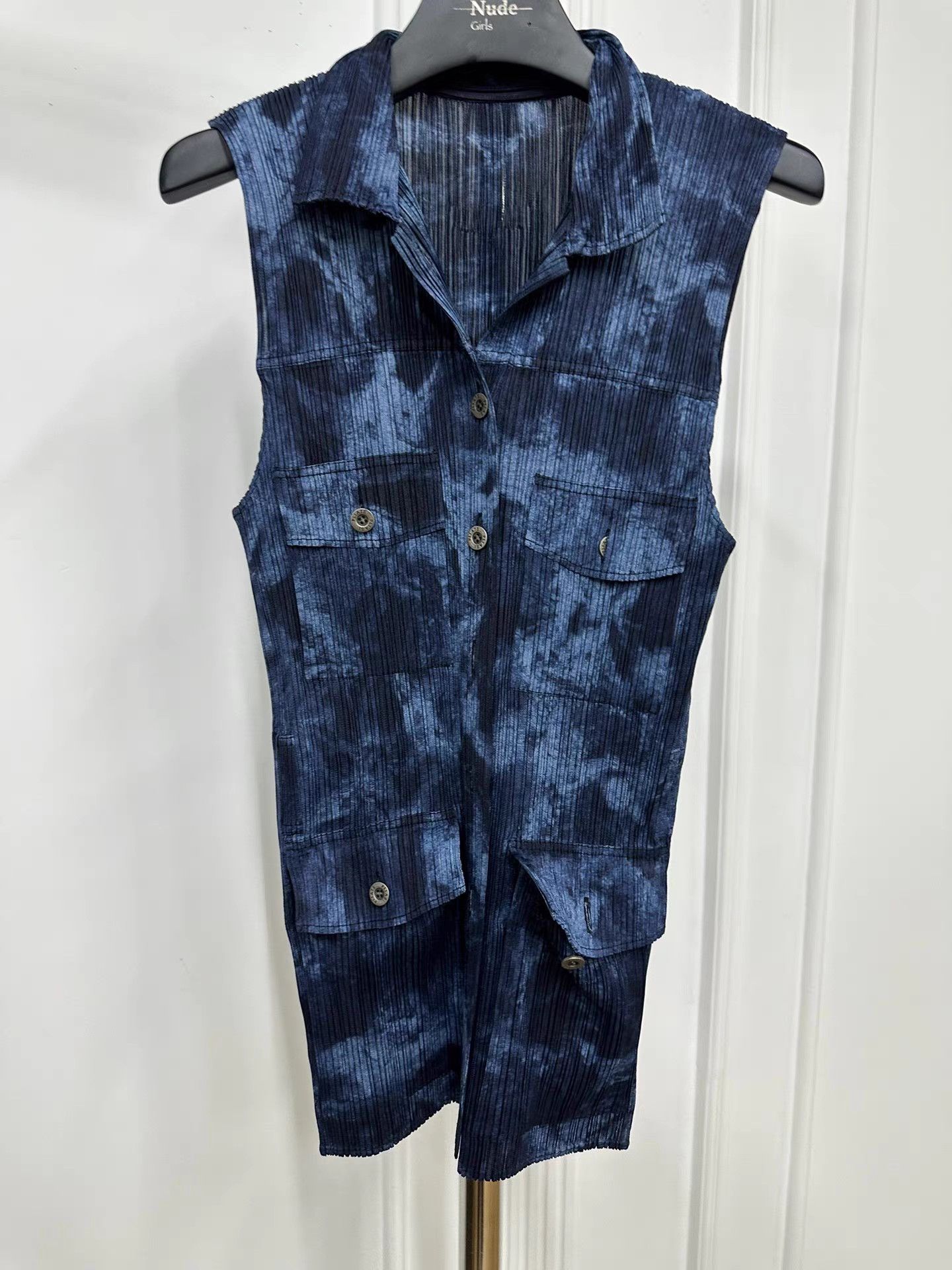 Issey Miyake Issey Miyake Tie-Dye Pleated Gilet Jacket K20 Size XXS / US 00 / IT 34 - 1 Thumbnail
