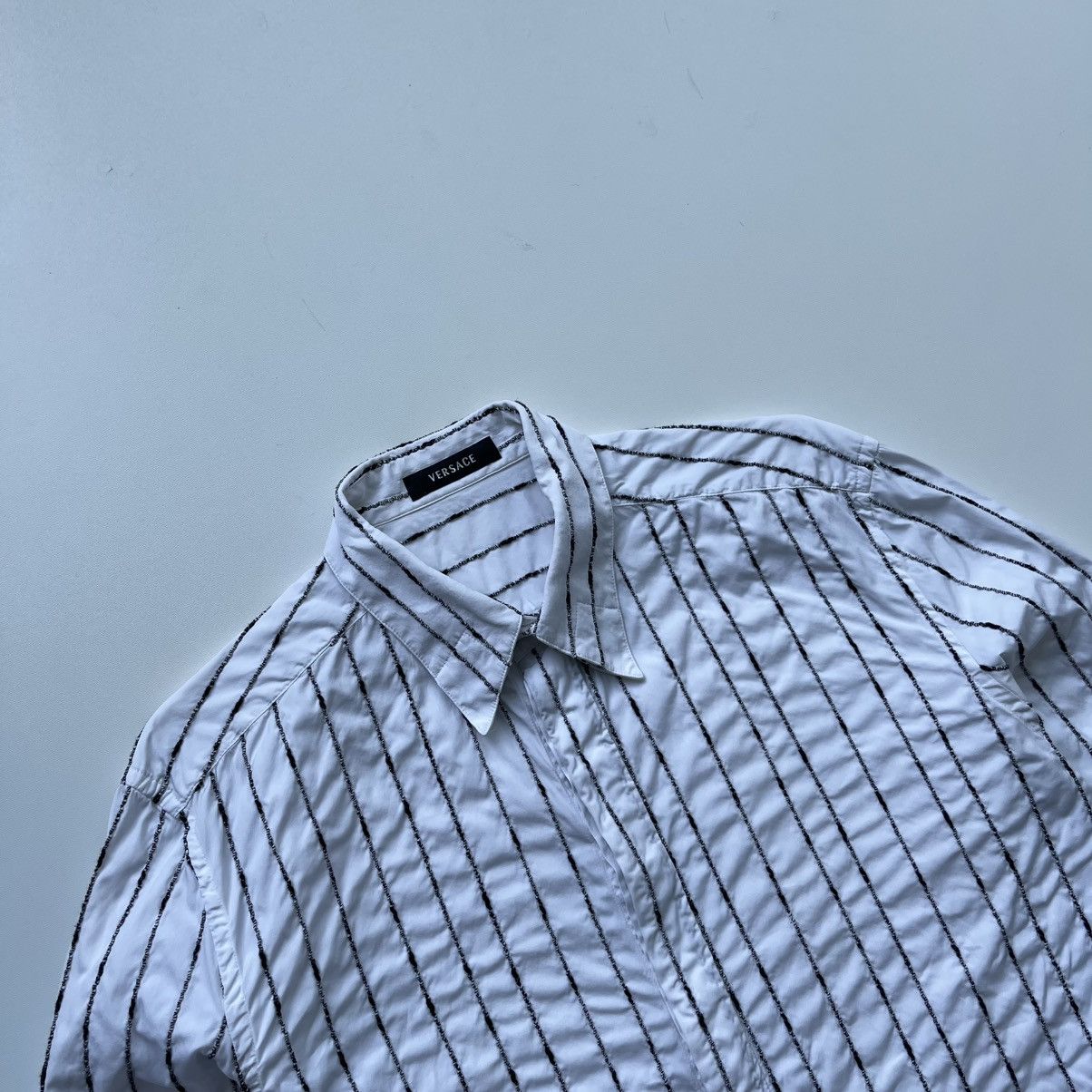 Versace Gianni Versace 3D Striped Cotton Button Ups Classic Shirt Size US L / EU 52-54 / 3 - 2 Thumbnail