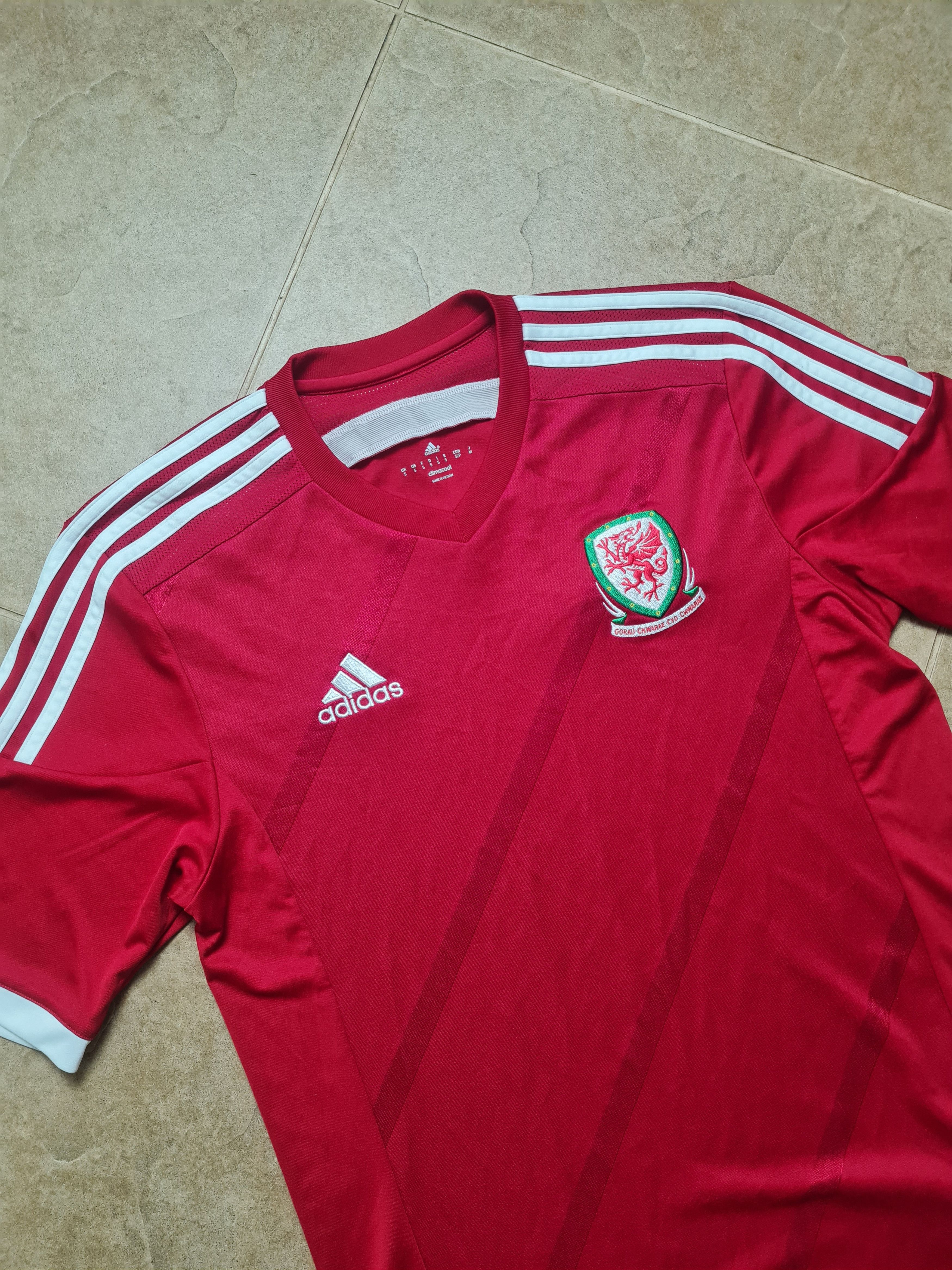 Adidas FOOTBALL SOCCER SHIRT JERSEY ADIDAS MEN'S WALES 2013/2014 Size US S / EU 44-46 / 1 - 19 Thumbnail