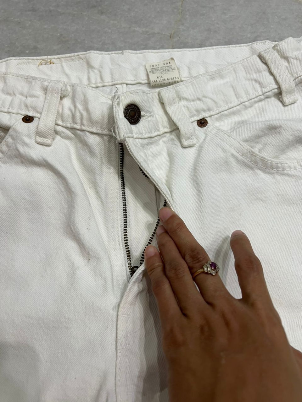 Levi's Vintage 1990’s Levis 550 White Size US 31 - 5 Thumbnail