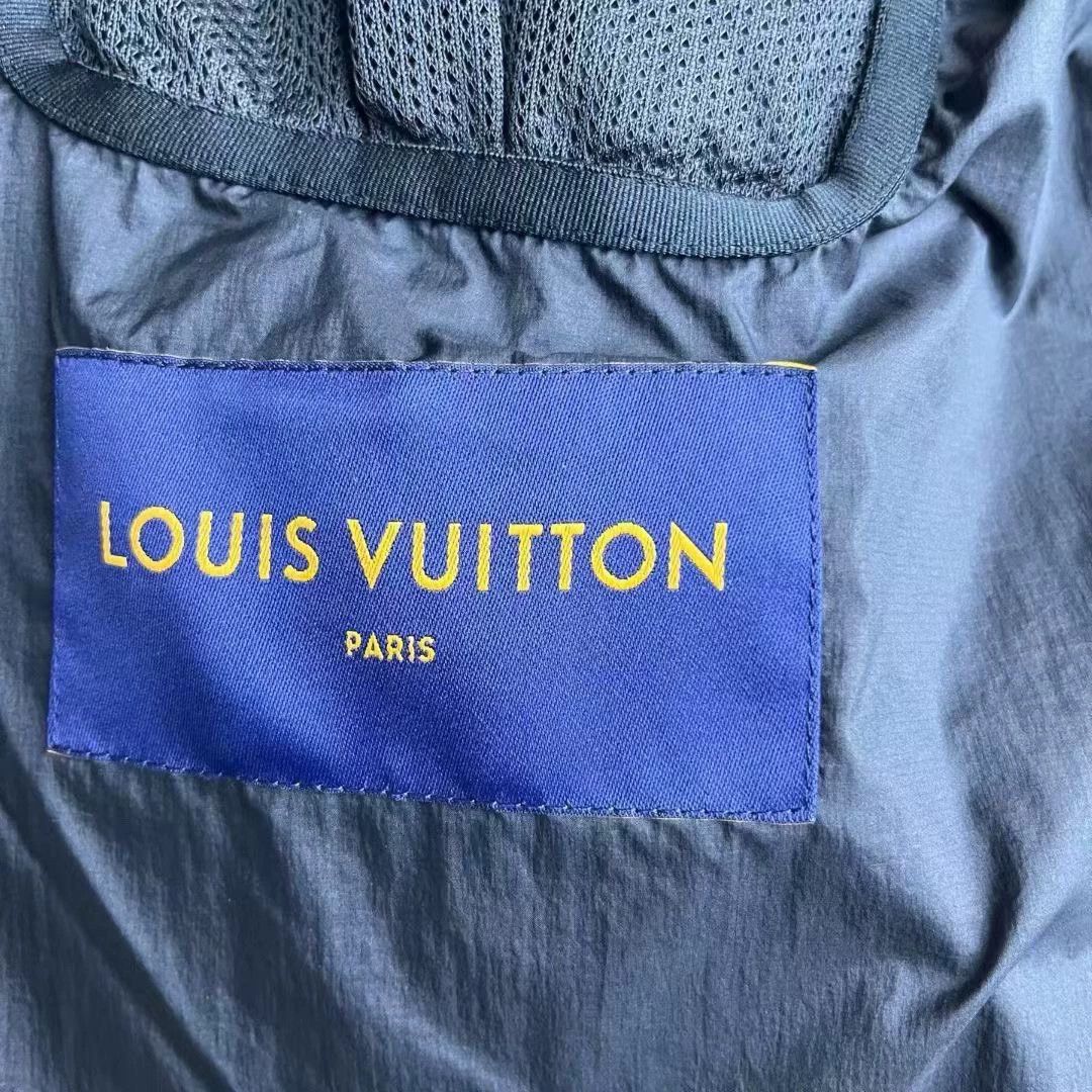 Louis Vuitton gray hooded puffer jacket by louis vuitton Size US L / EU 52-54 / 3 - 3 Thumbnail