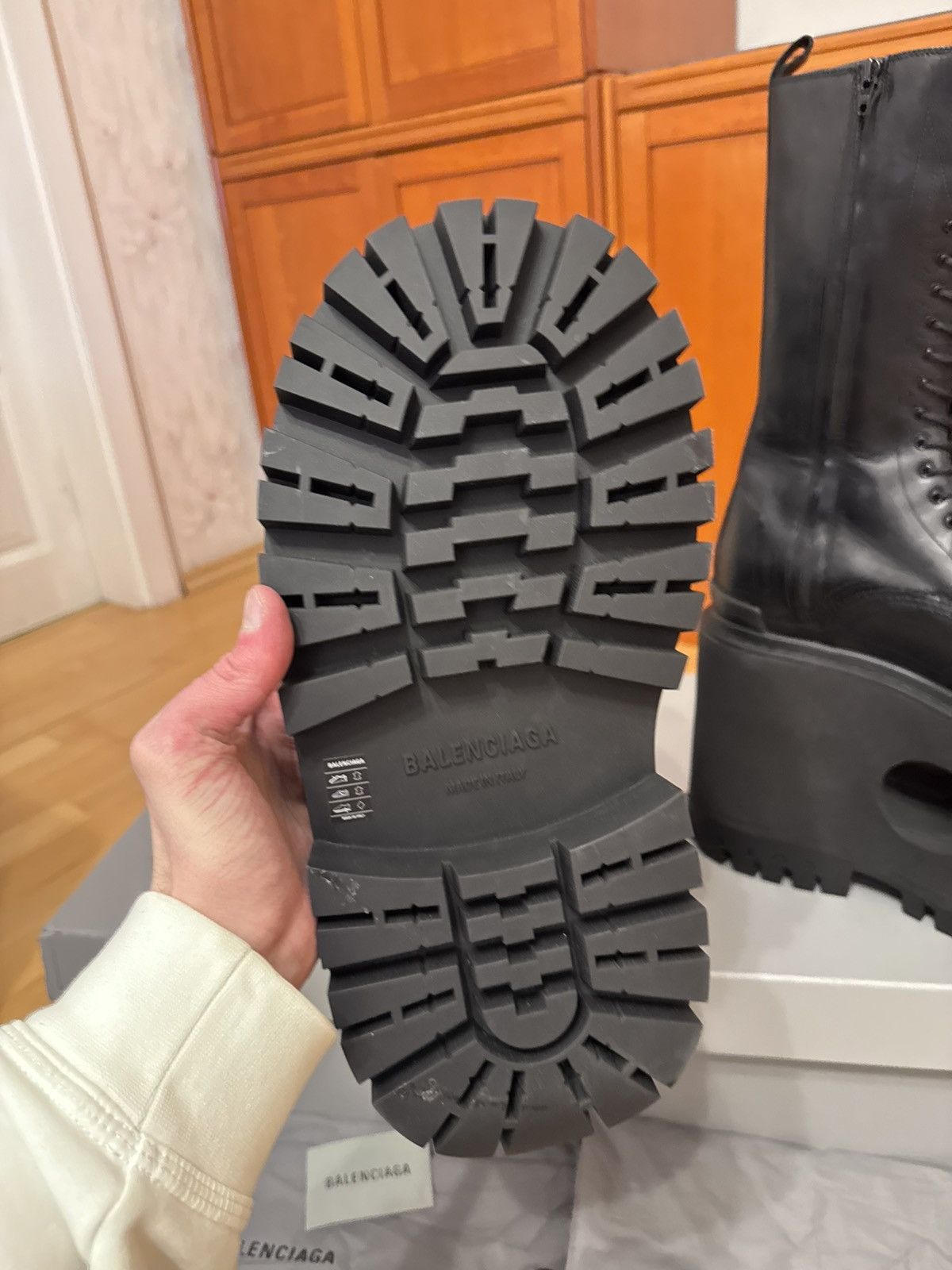 Balenciaga Balenciaga SS25 RUNWAY 180 MM Platform Giant Boots Size US 9 / EU 42 - 13 Thumbnail