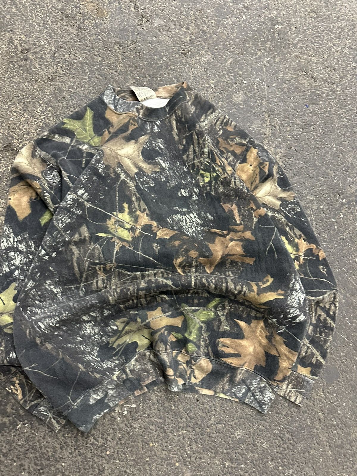 Realtree × Vintage Y2K realtree Camo crewneck Size US L / EU 52-54 / 3 - 4 Thumbnail