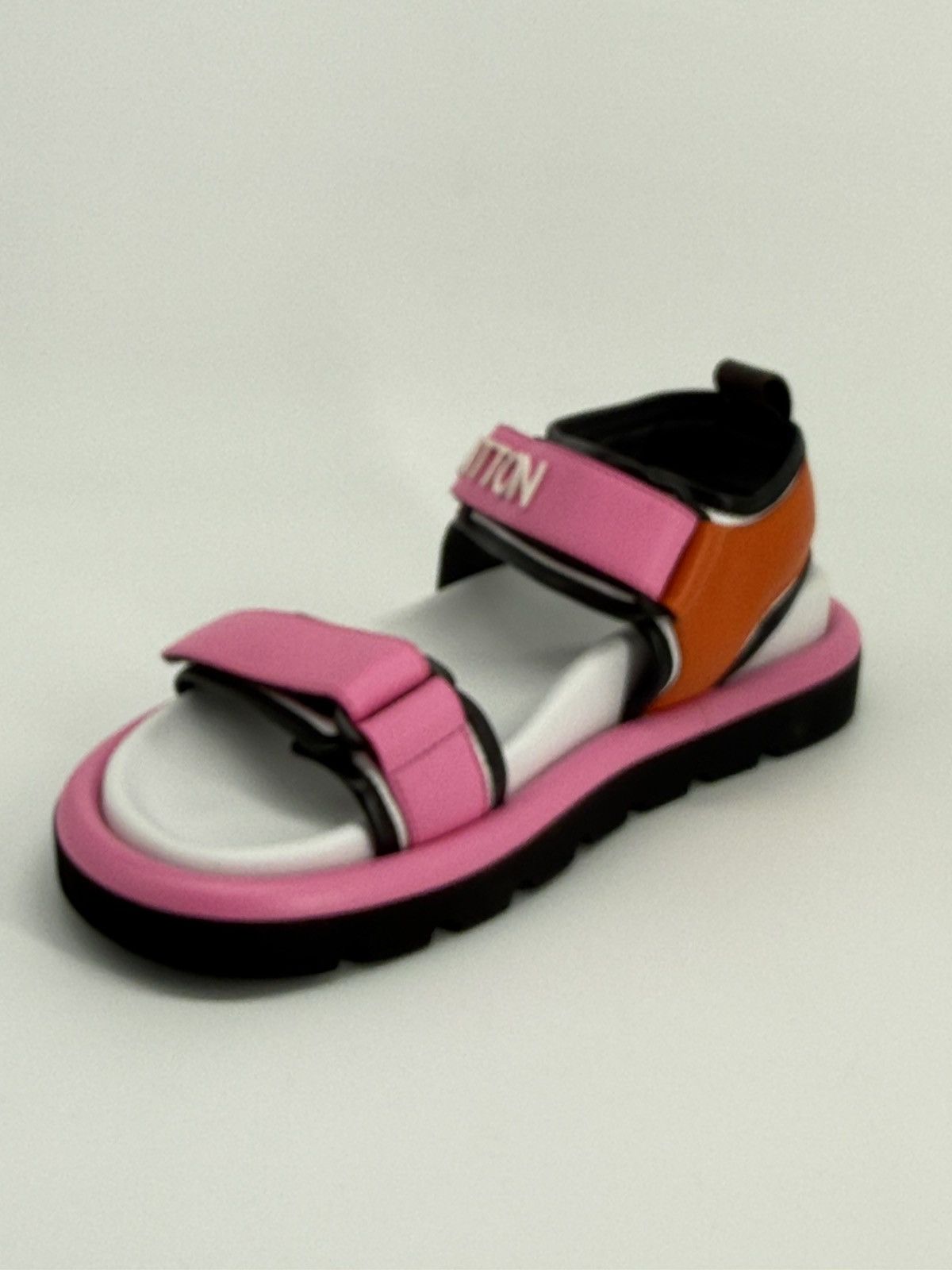 Louis Vuitton Louis Vuitton pool pillow Flat Sandals Pink Pop 39 9 Size US 9 / IT 39 - 5 Thumbnail