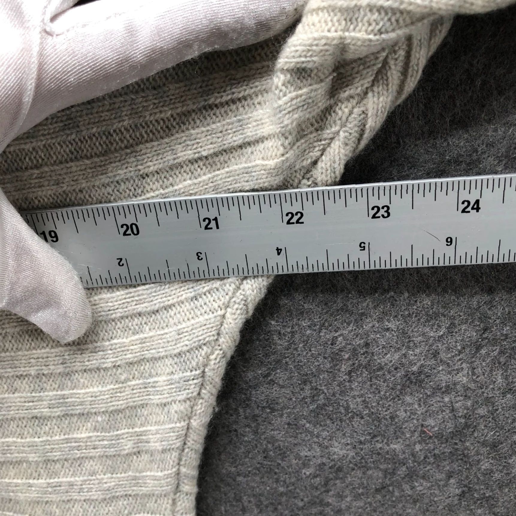 J.Crew J. Crew Wool Cashmere Sweater Womens S Beige Dolman Sleeve Crew Neck Pullover Knit Knitwear Regular Fit Classic Casual Ribbed Stretch Size S / US 4 / IT 40 - 7 Thumbnail