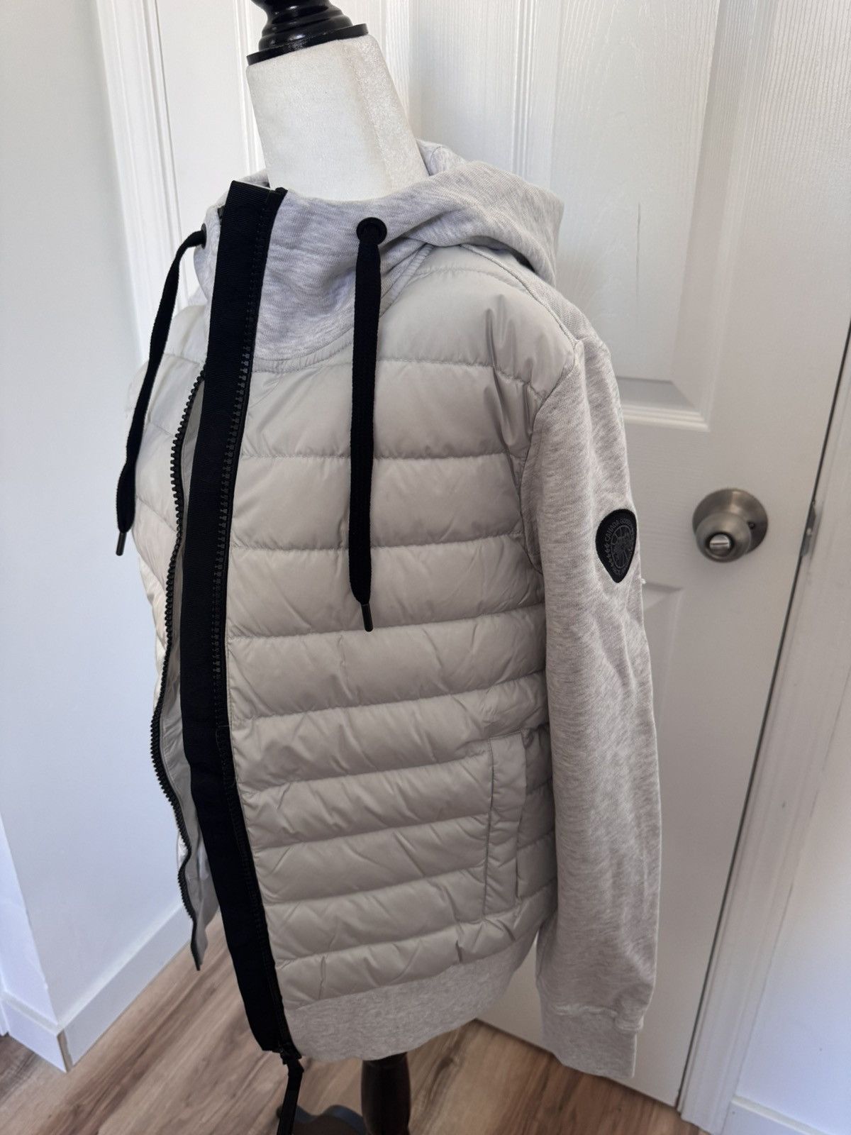 Canada Goose 🆕Canada Goose Hybridge Muskoka Full Zip Up Hoody, size M Size M / US 6-8 / IT 42-44 - 2 Thumbnail