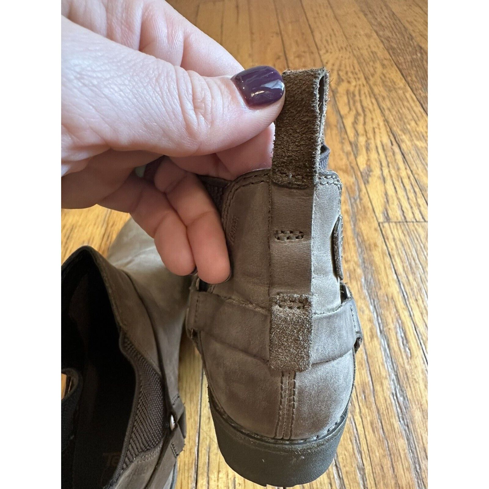 Teva Teva Women’s De La Vina Dos Chelsea Boot Size 6.5 Taupe GUC Size US 6.5 / IT 36.5 - 9 Thumbnail