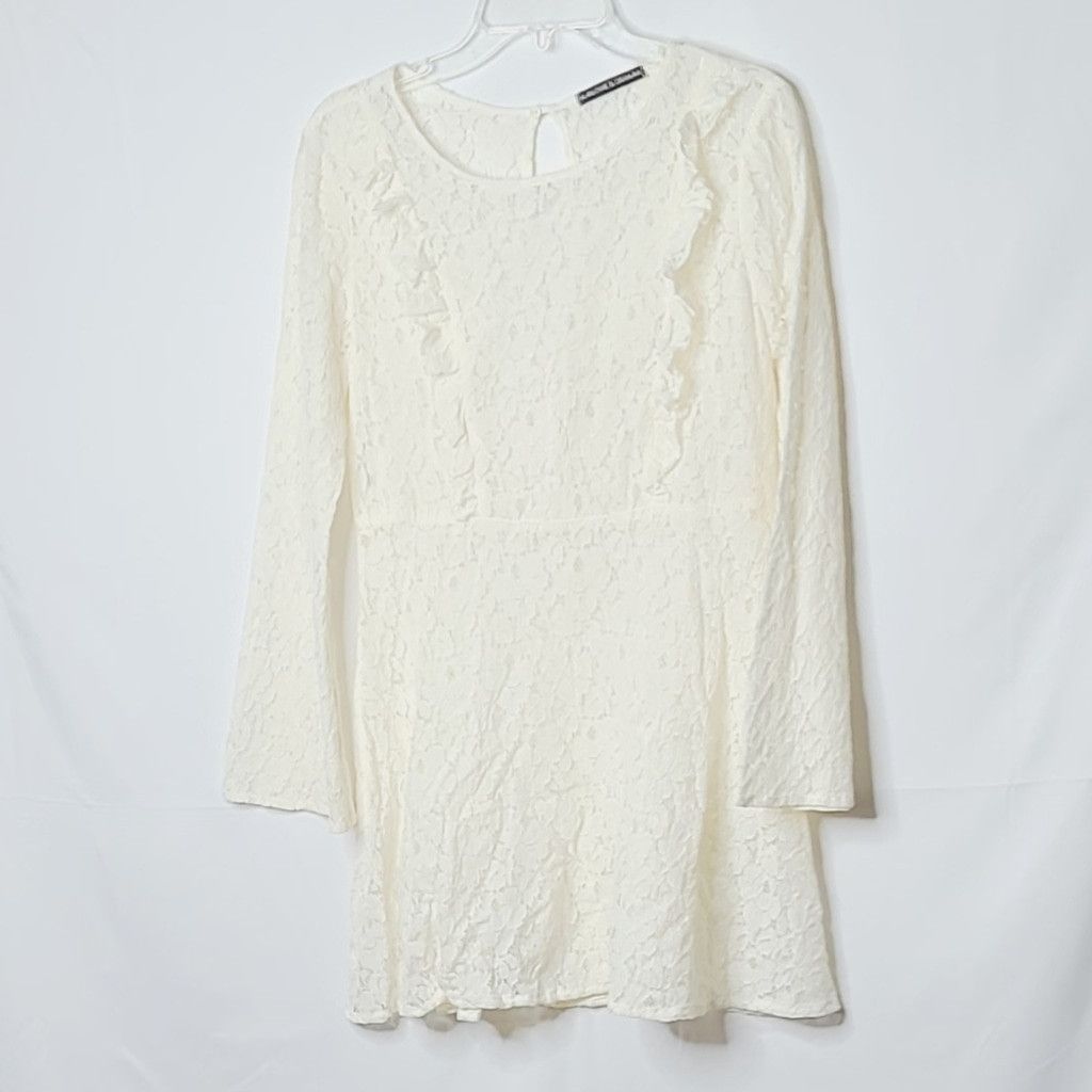 The Unbranded Brand Harlow & Graham lace sheath bell sleeve long sleeve dress M Size M / US 6-8 / IT 42-44 - 2 Thumbnail