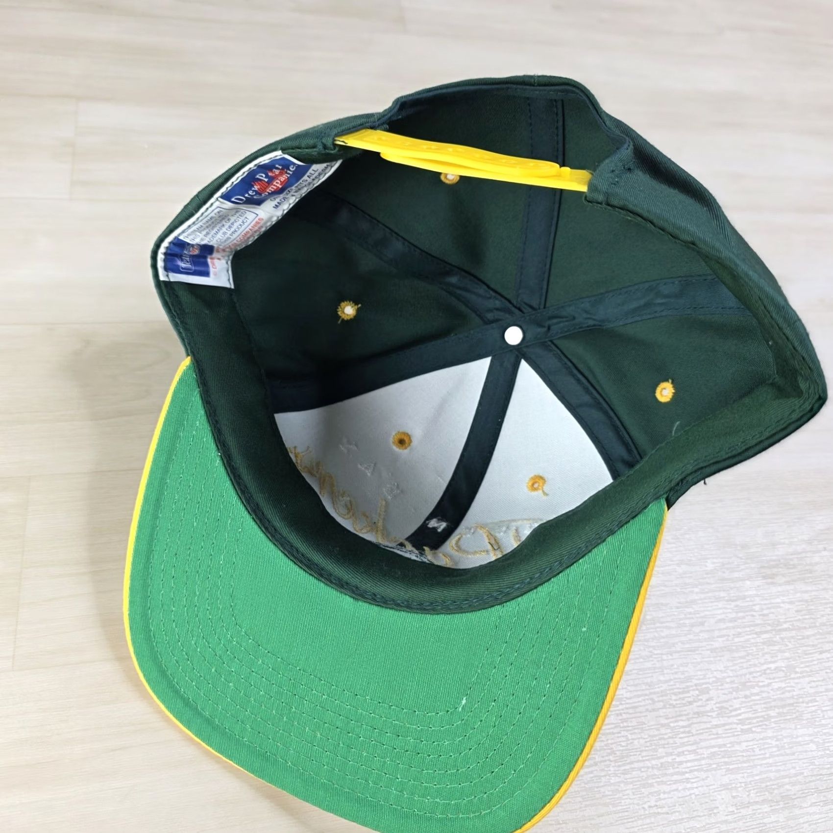 Drew VINTAGE Drew Pearson Green Bay Packers Snapback Hat Script Spell Out Logo One Size Green Mens Casual Football NFL 90s Classic Adjustable Hat Size ONE SIZE - 4 Thumbnail