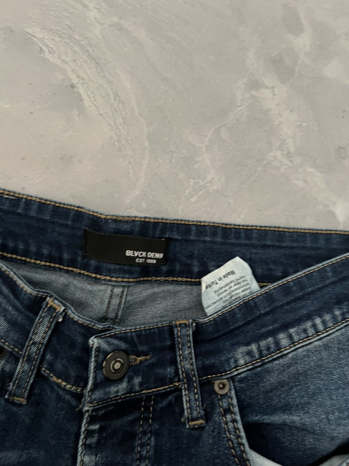 Japanese Brand Distressed Faded Slim Denim — Clean Streetwear Glam Look 90s Size US 31 - 6 Thumbnail